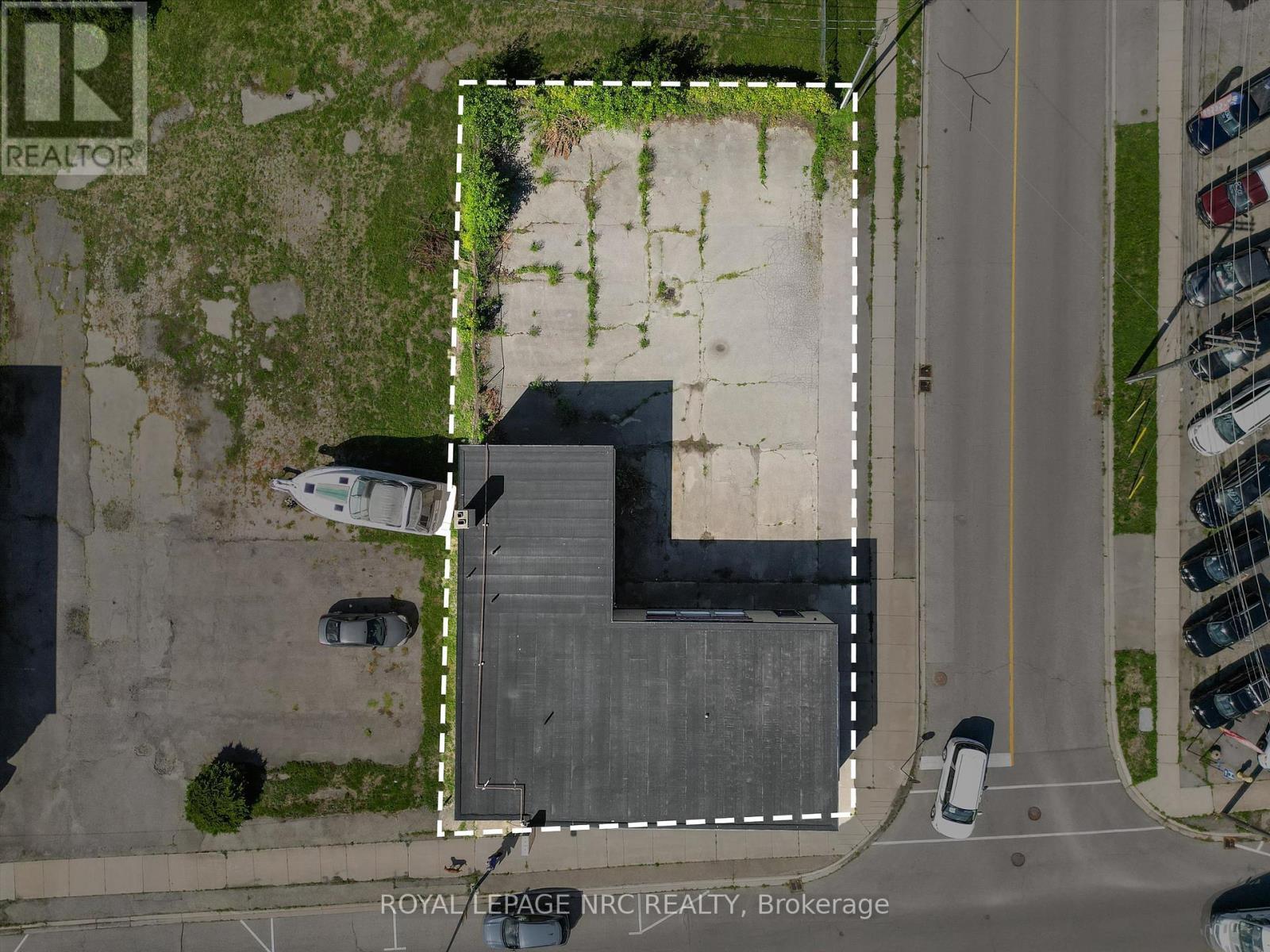 












155 NIAGARA BOULEVARD

,
Fort Erie (Central),




Ontario
L2A3G6

