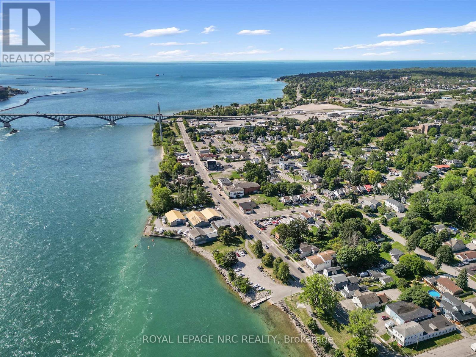 












155 NIAGARA BOULEVARD

,
Fort Erie (Central),




Ontario
L2A3G6

