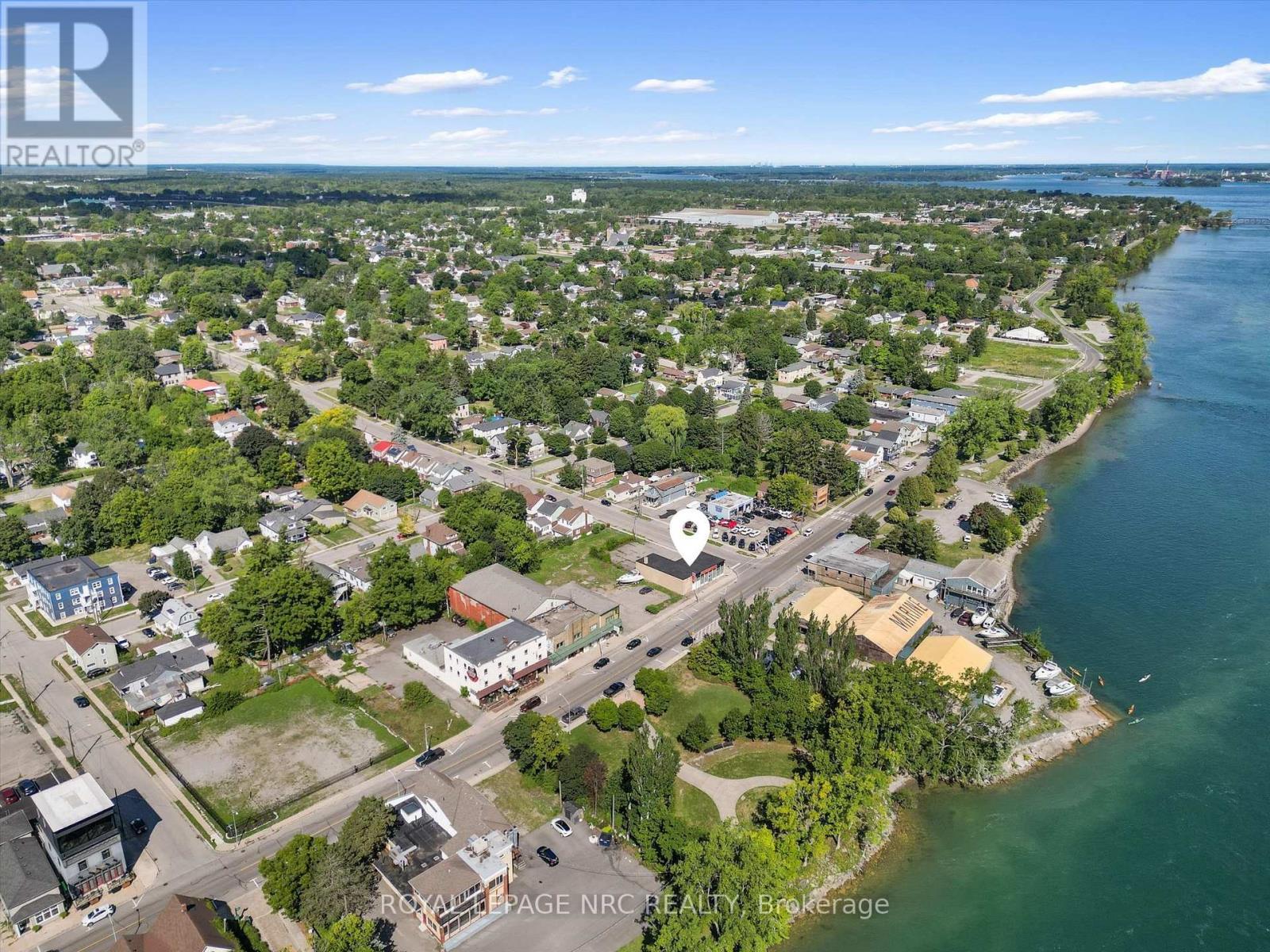 












155 NIAGARA BOULEVARD

,
Fort Erie (Central),




Ontario
L2A3G6

