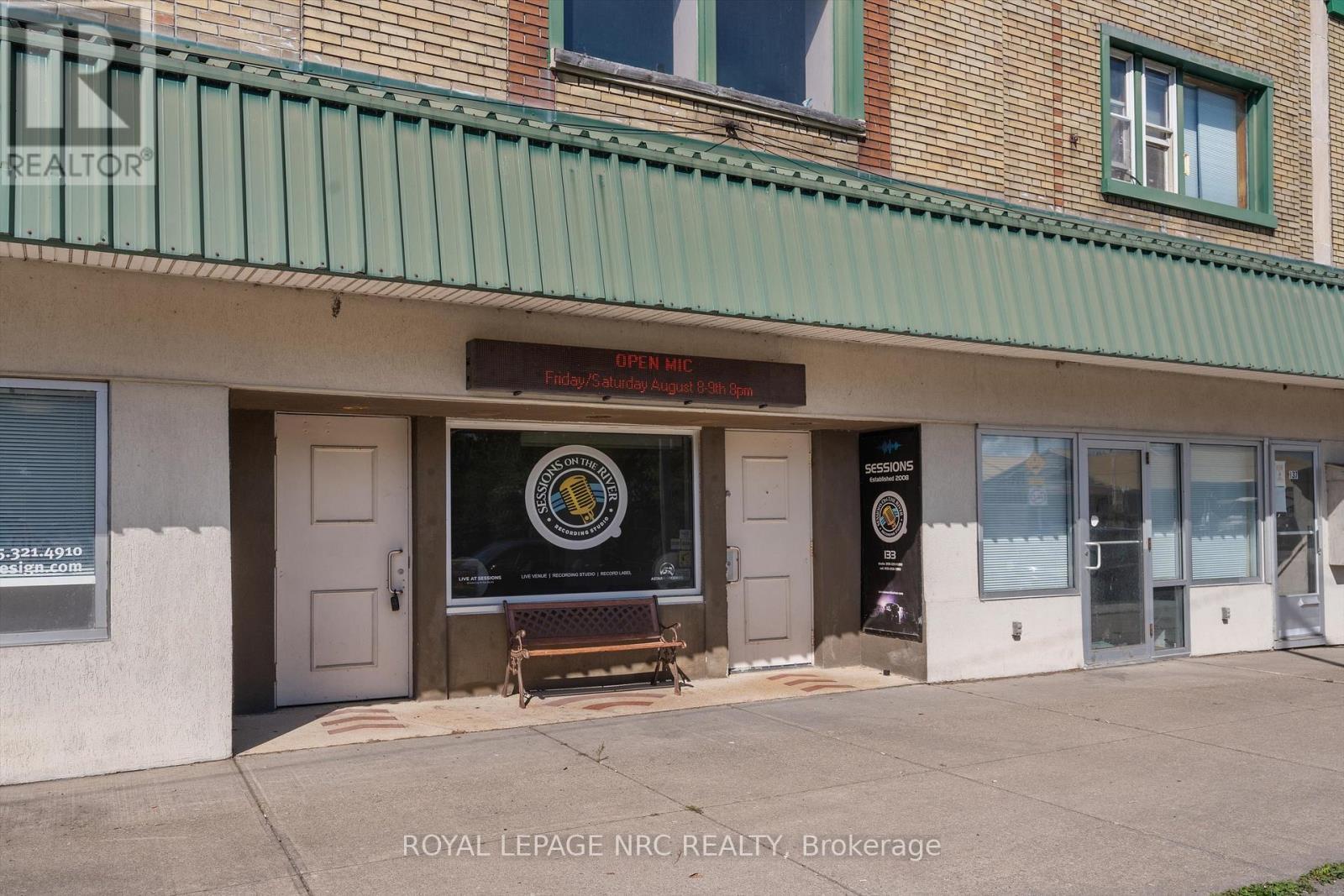 












131-139 NIAGARA BOULEVARD

,
Fort Erie (Central),




Ontario
L2A3G6

