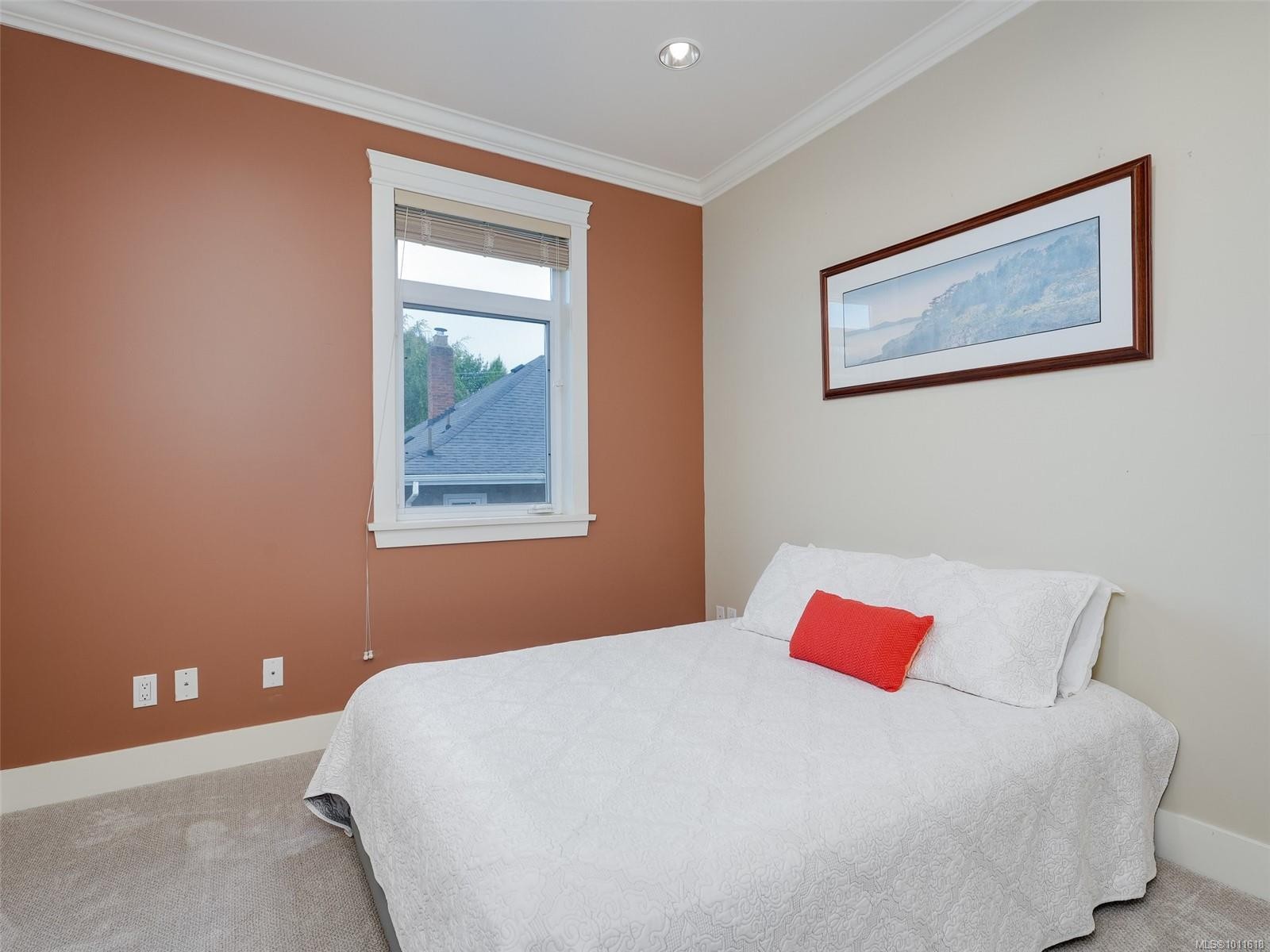 









209


Superior

St, 4,
Victoria,




BC
V8V 1T4

