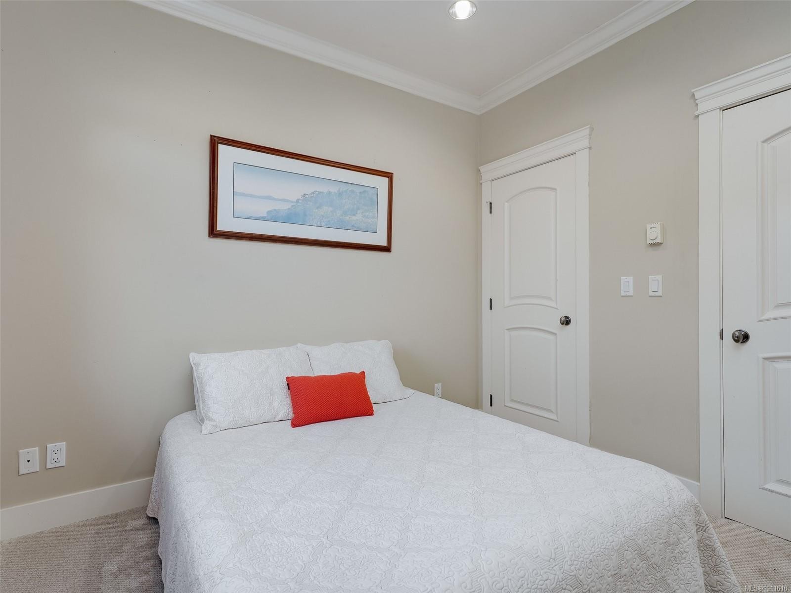









209


Superior

St, 4,
Victoria,




BC
V8V 1T4

