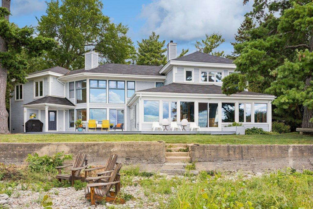









13


Rue Woods

,
Gatineau (Aylmer),




QC
J9H6T4

