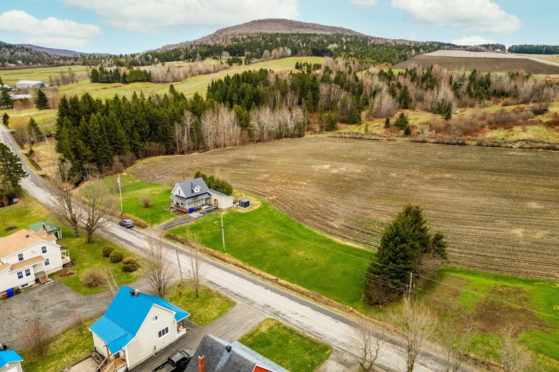 












Ch. St-Jacques

,
Saint-Herménégilde,







QC
J0B2W0

