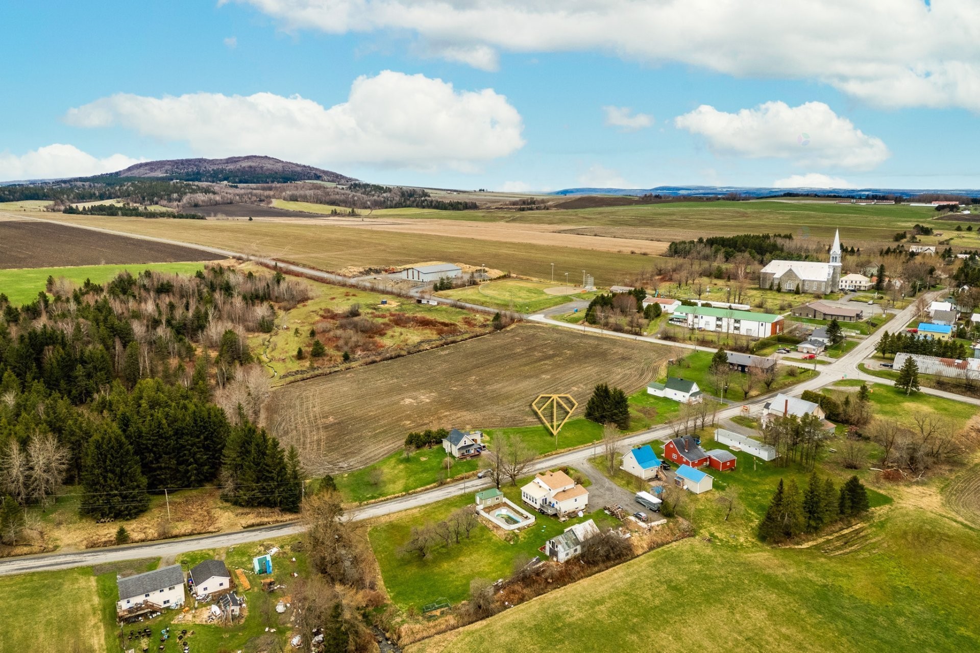 












Ch. St-Jacques

,
Saint-Herménégilde,







QC
J0B2W0

