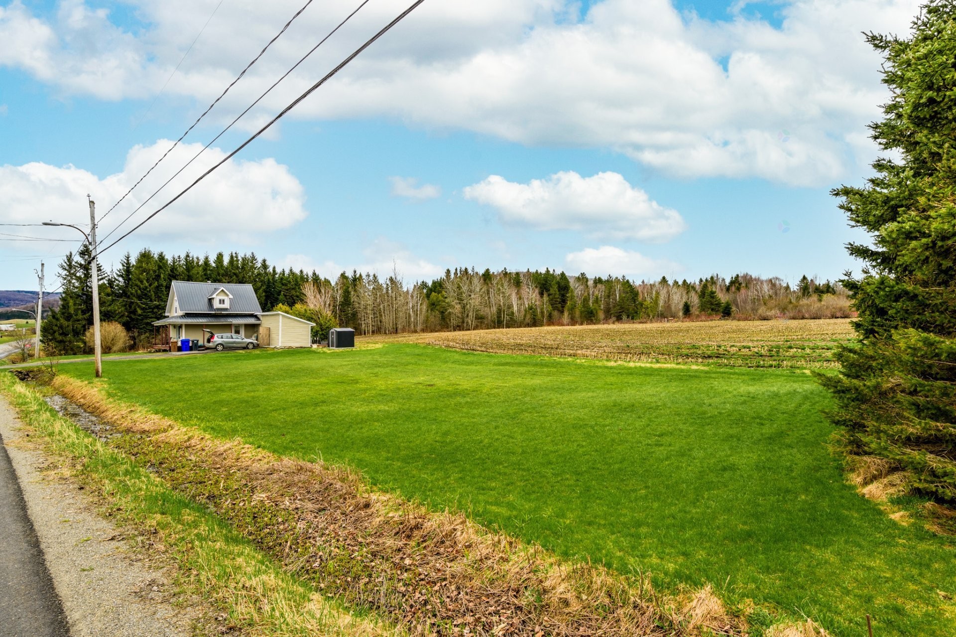 












Ch. St-Jacques

,
Saint-Herménégilde,







QC
J0B2W0

