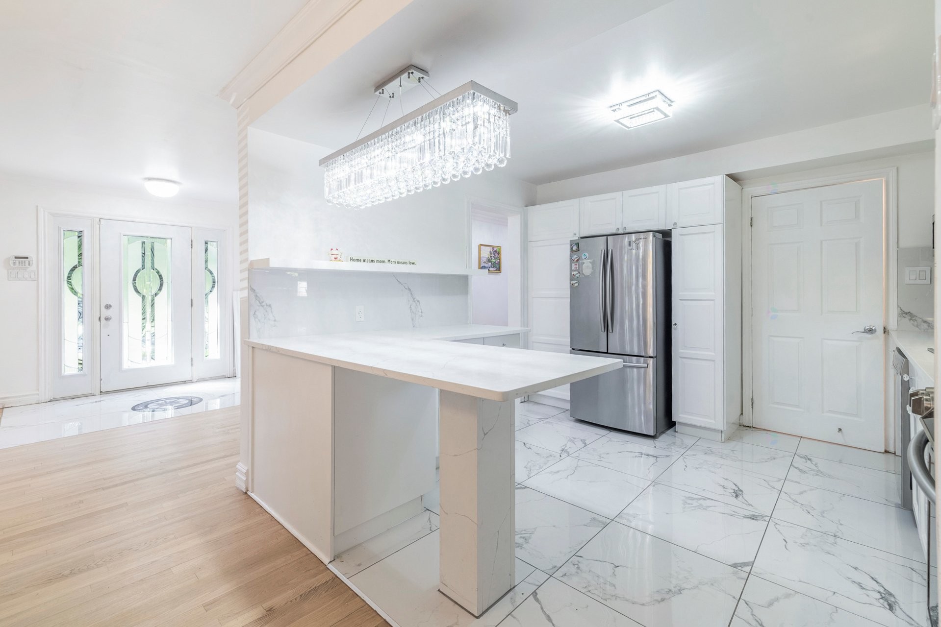 









533


Boul. Beaconsfield

,
Beaconsfield,




QC
H9W4C8

