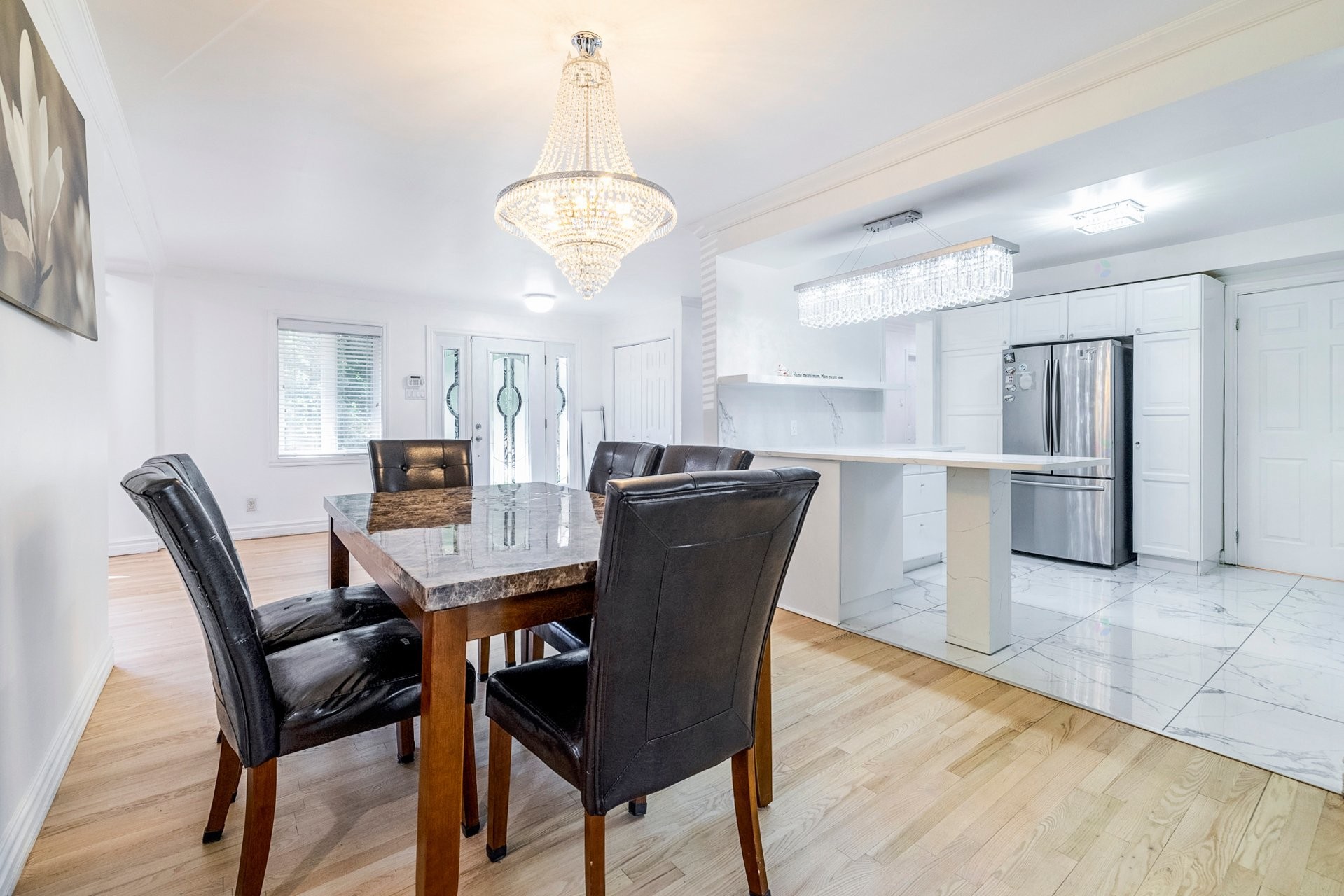 









533


Boul. Beaconsfield

,
Beaconsfield,




QC
H9W4C8

