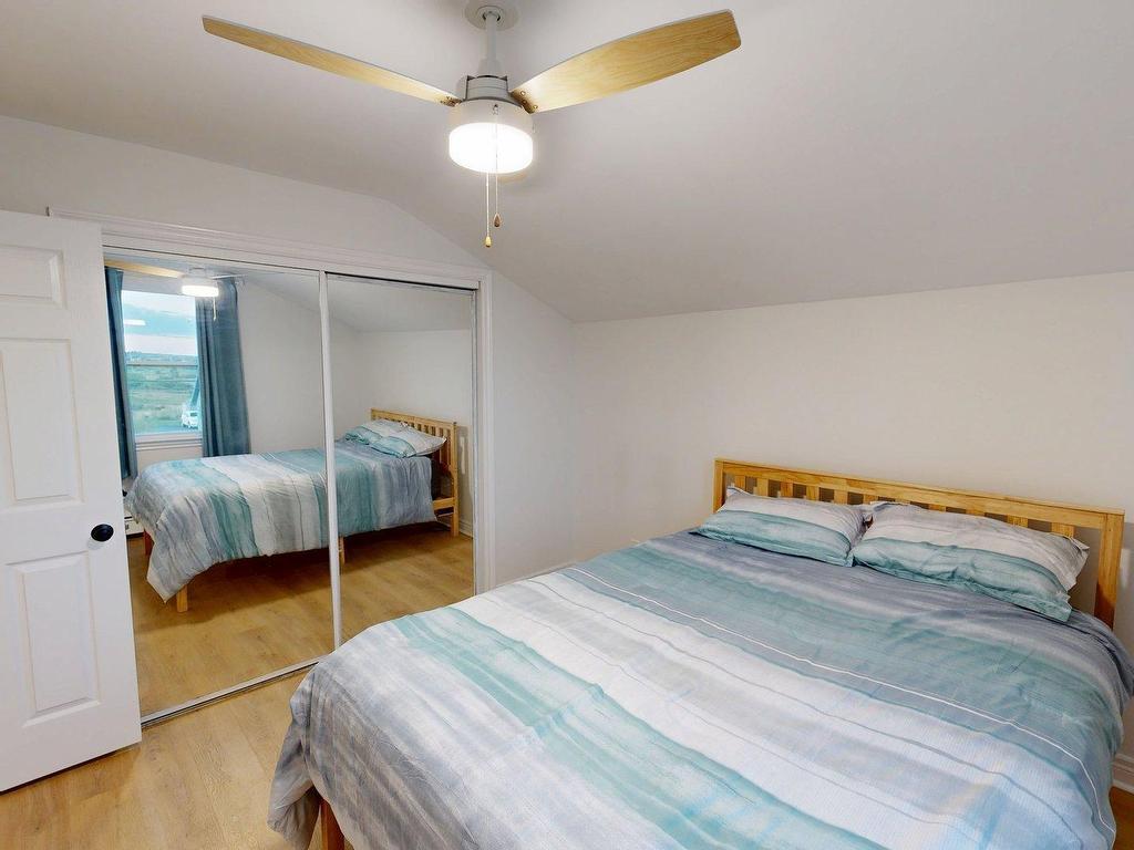 












4 Cooling Street

,
Glace Bay,




NS
B1A 5R7

