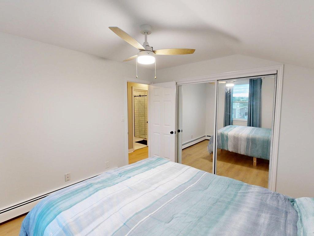 












4 Cooling Street

,
Glace Bay,




NS
B1A 5R7


