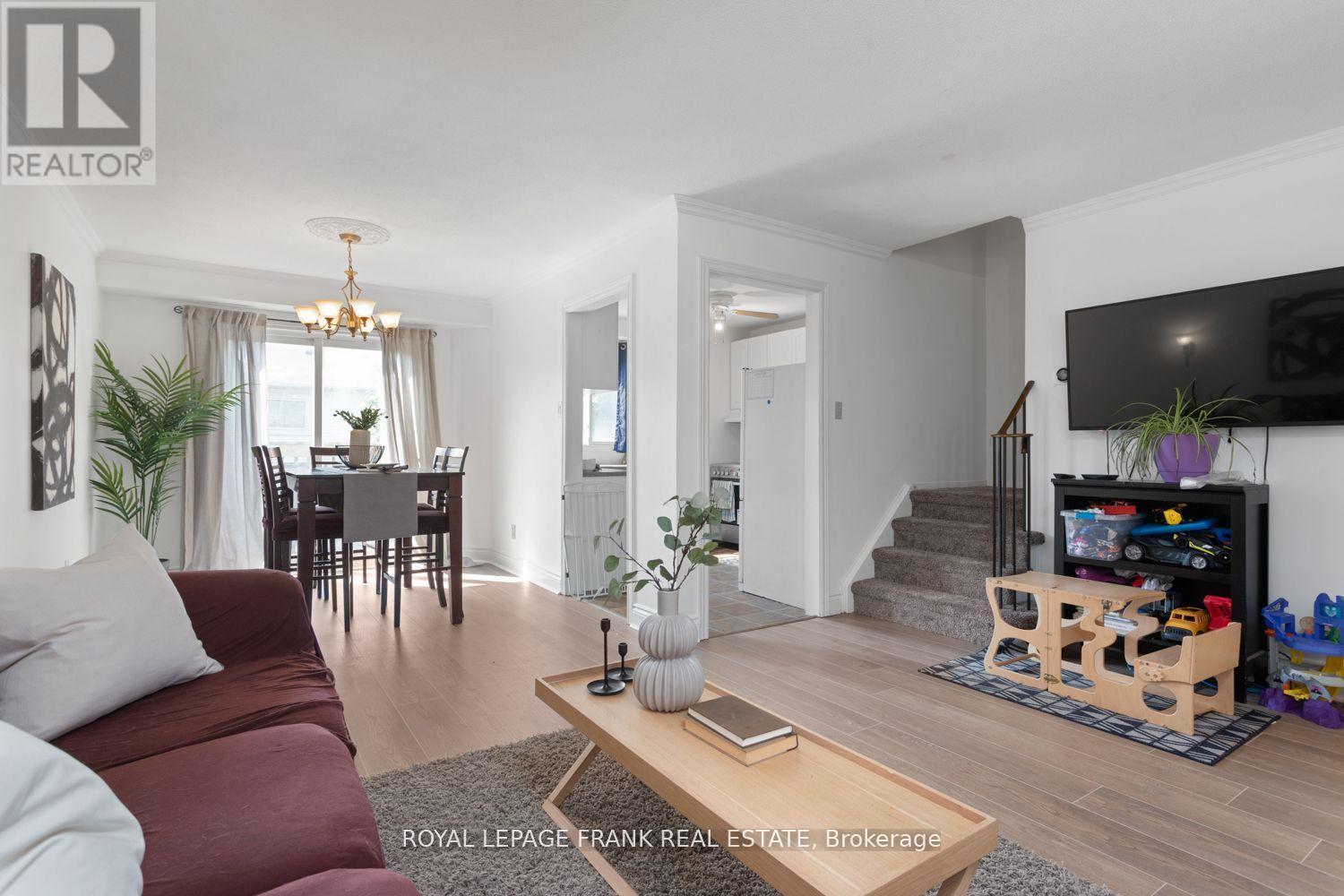 












42 - 700 HARMONY ROAD N

,
Oshawa (Pinecrest),




Ontario
L1K1S2


