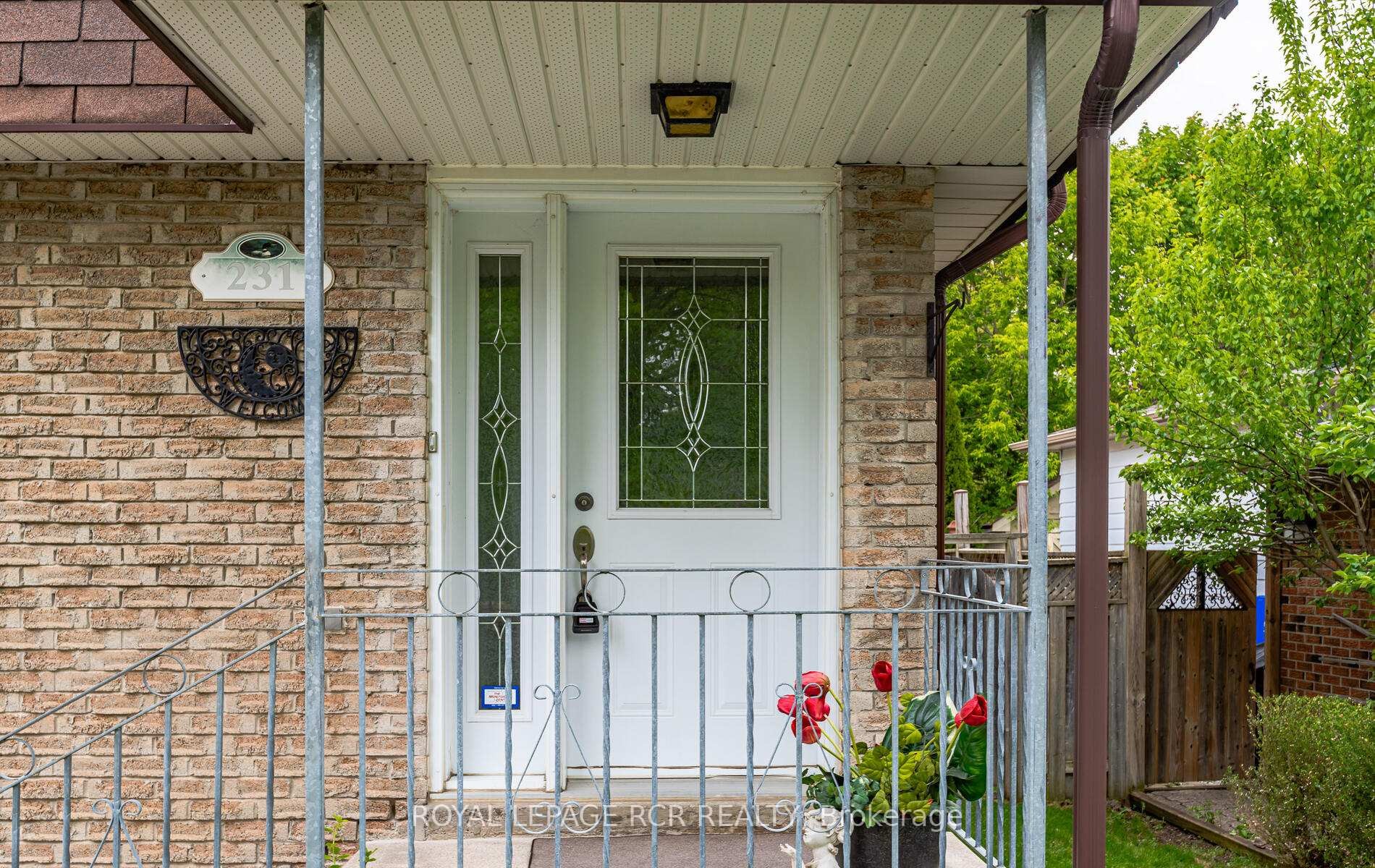 









231


Stouffer

Street,
Whitchurch-Stouffville,




ON
L4A 4Y8

