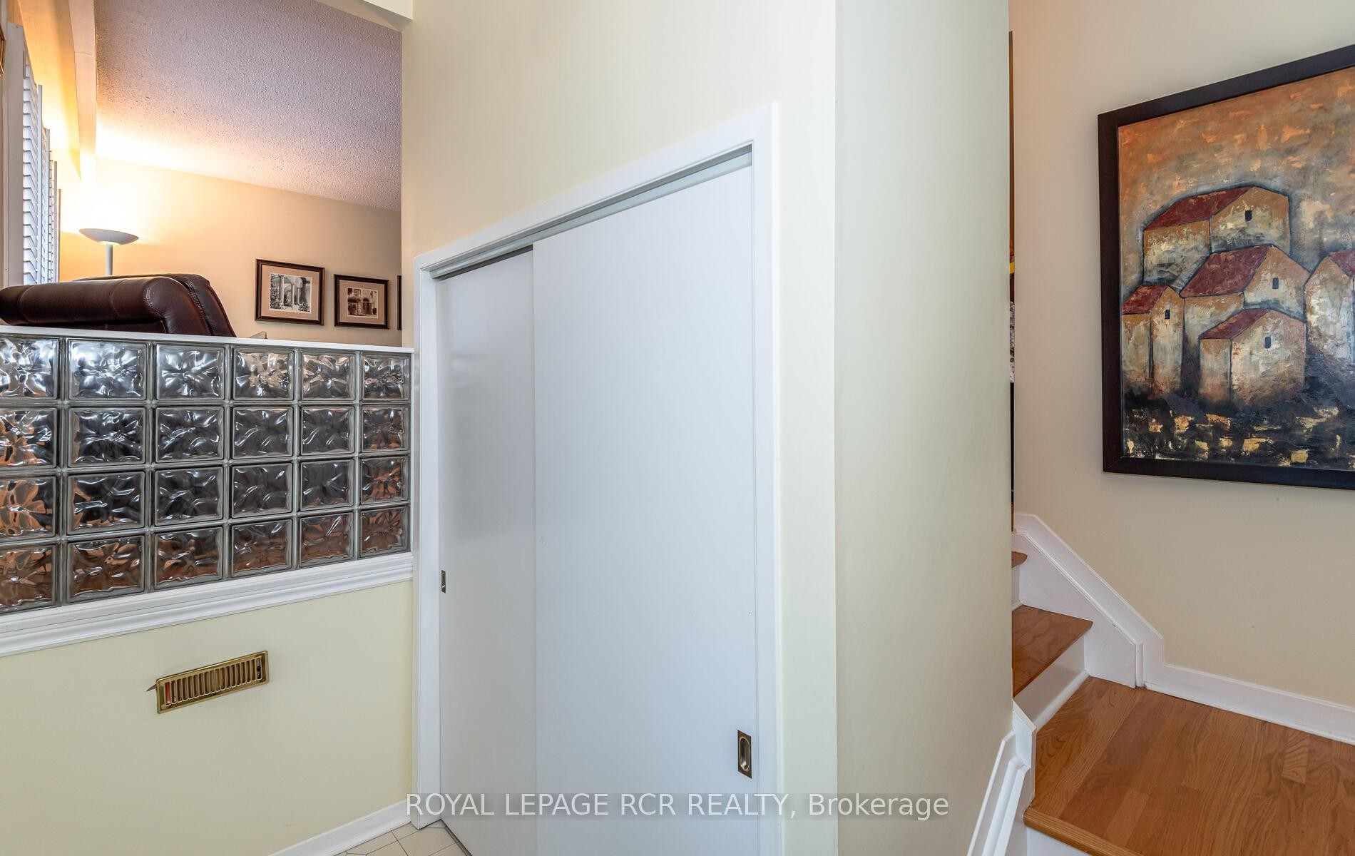 









231


Stouffer

Street,
Whitchurch-Stouffville,




ON
L4A 4Y8

