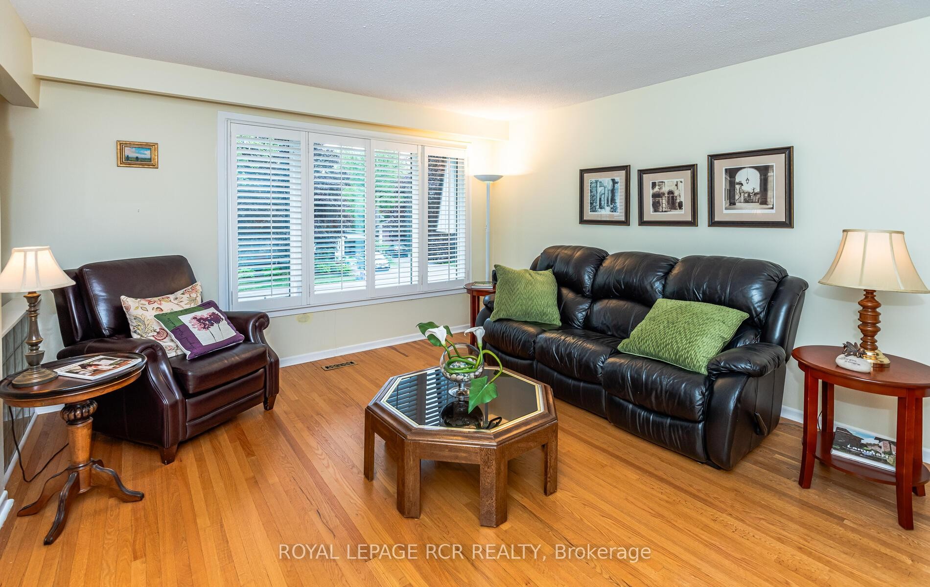 









231


Stouffer

Street,
Whitchurch-Stouffville,




ON
L4A 4Y8

