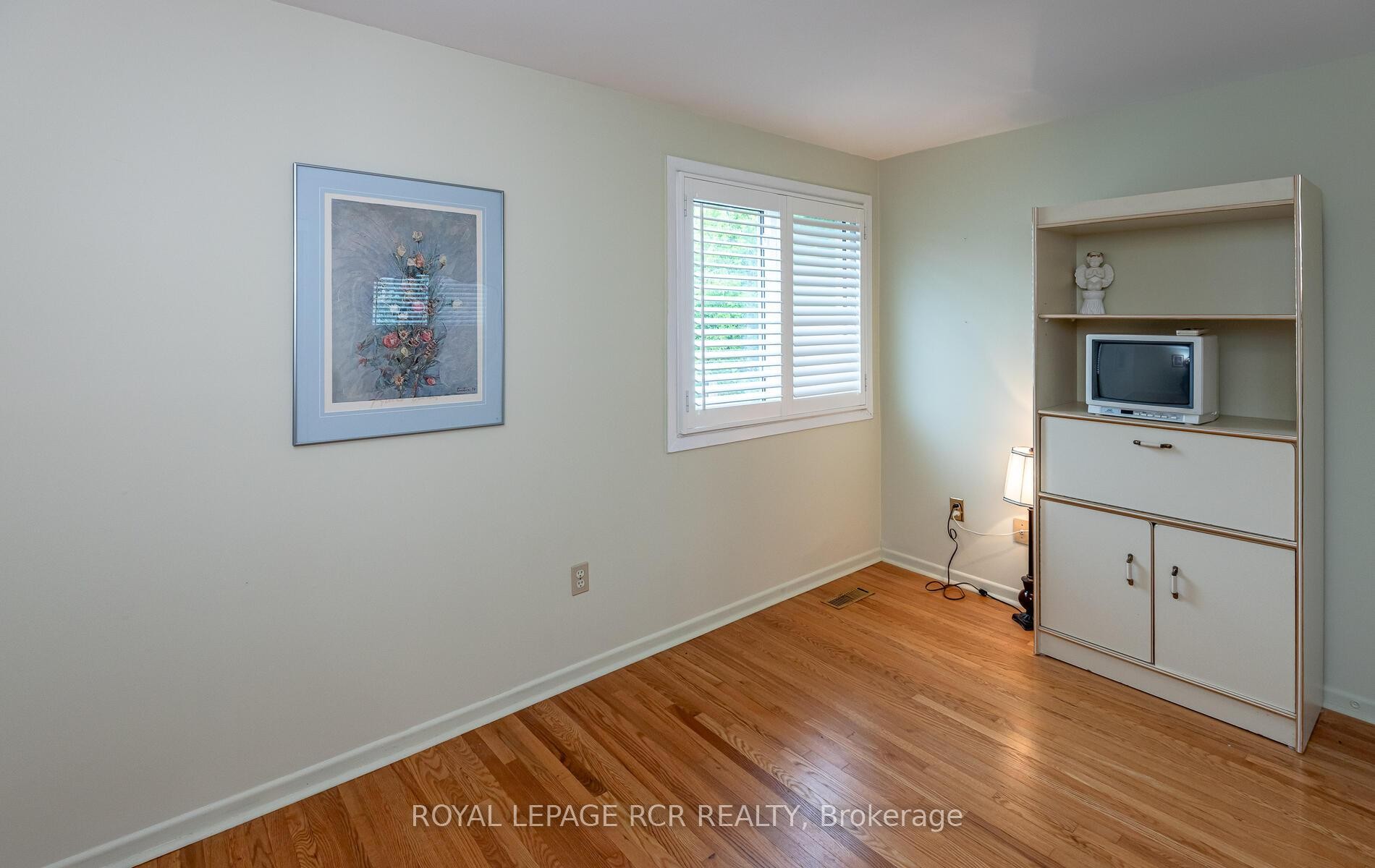 









231


Stouffer

Street,
Whitchurch-Stouffville,




ON
L4A 4Y8

