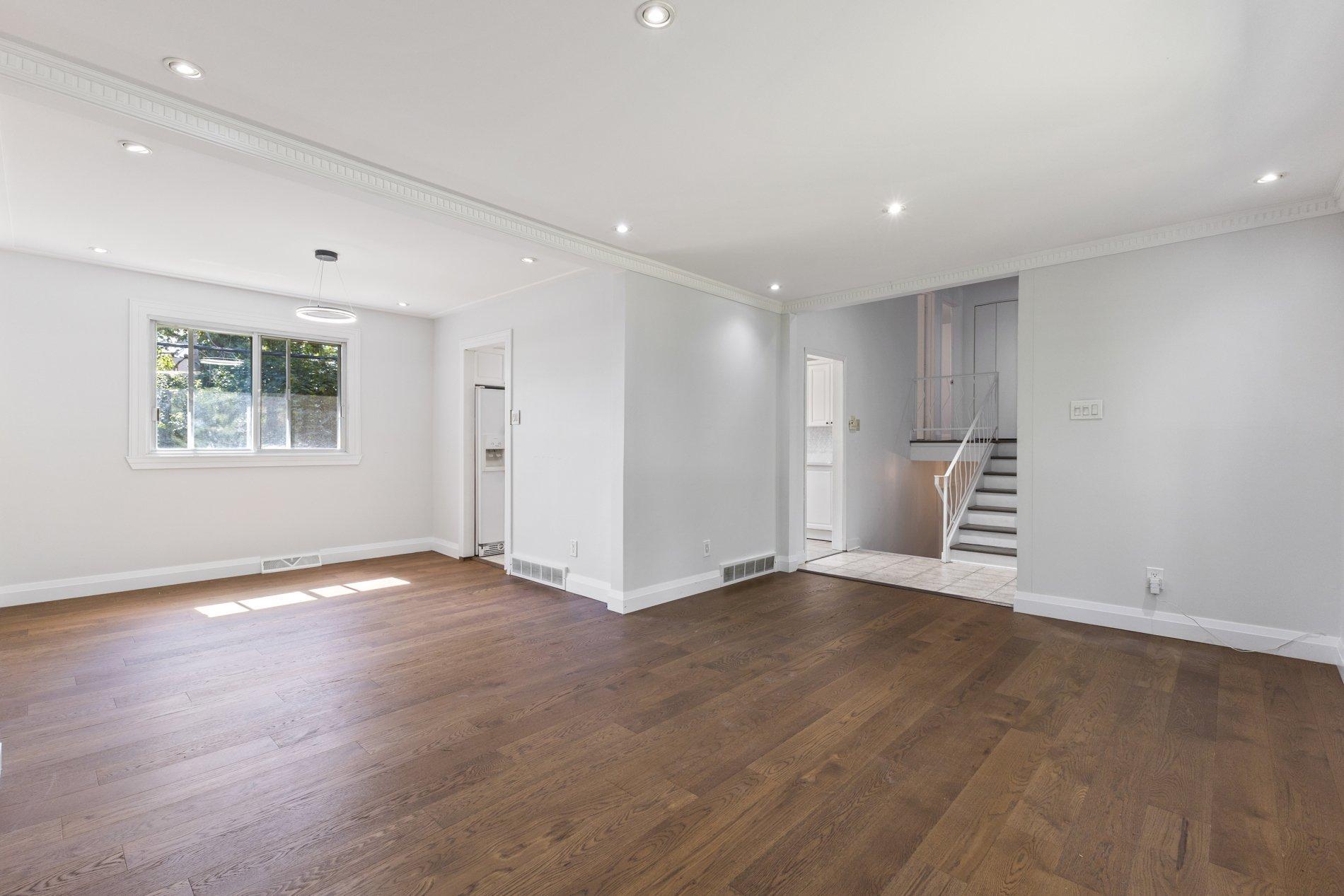









89


Rue Sauvé

,
Dollard-des-Ormeaux,




QC
H9A1C4

