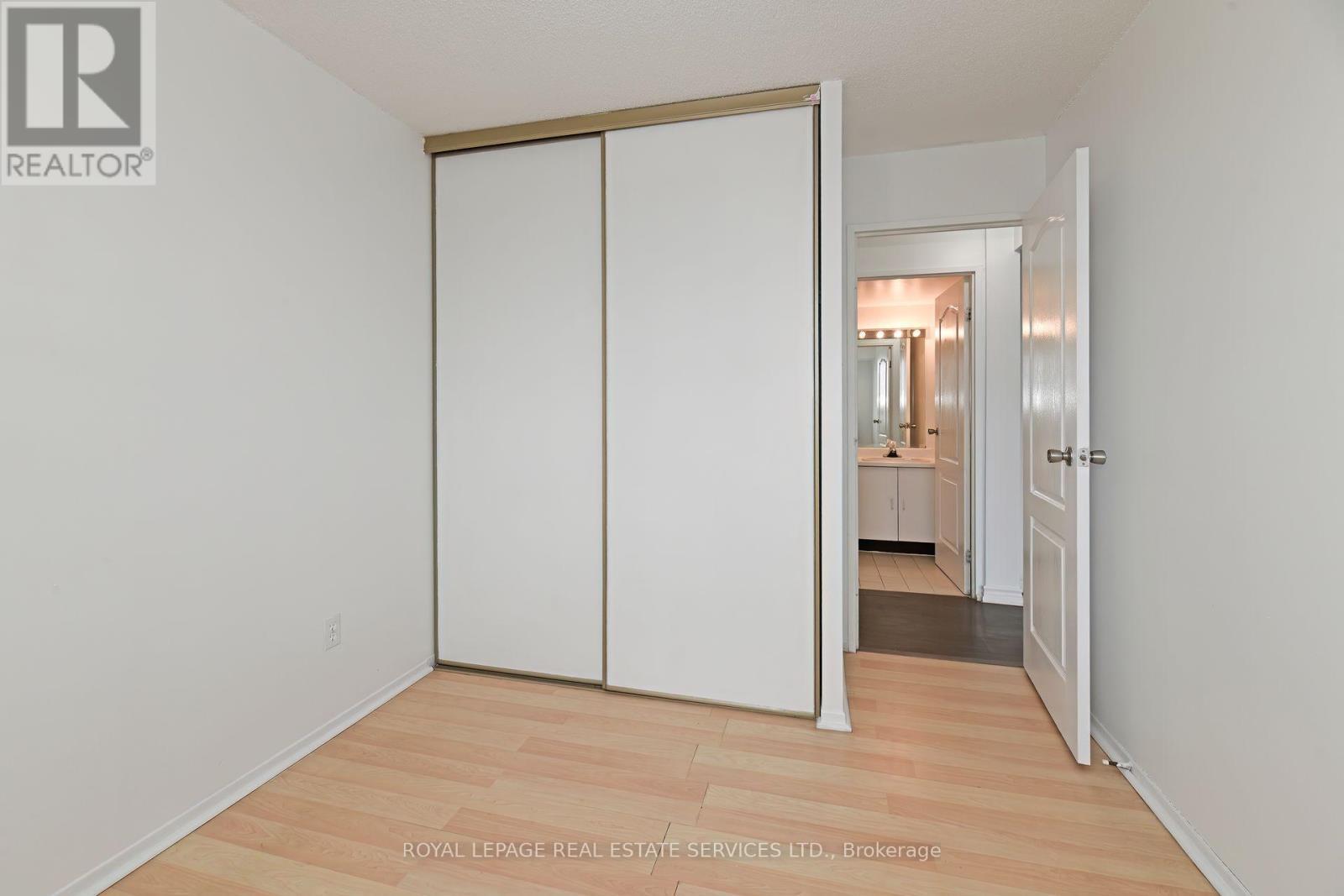 












1411 - 3077 WESTON ROAD

,
Toronto,




Ontario
M9M3A1

