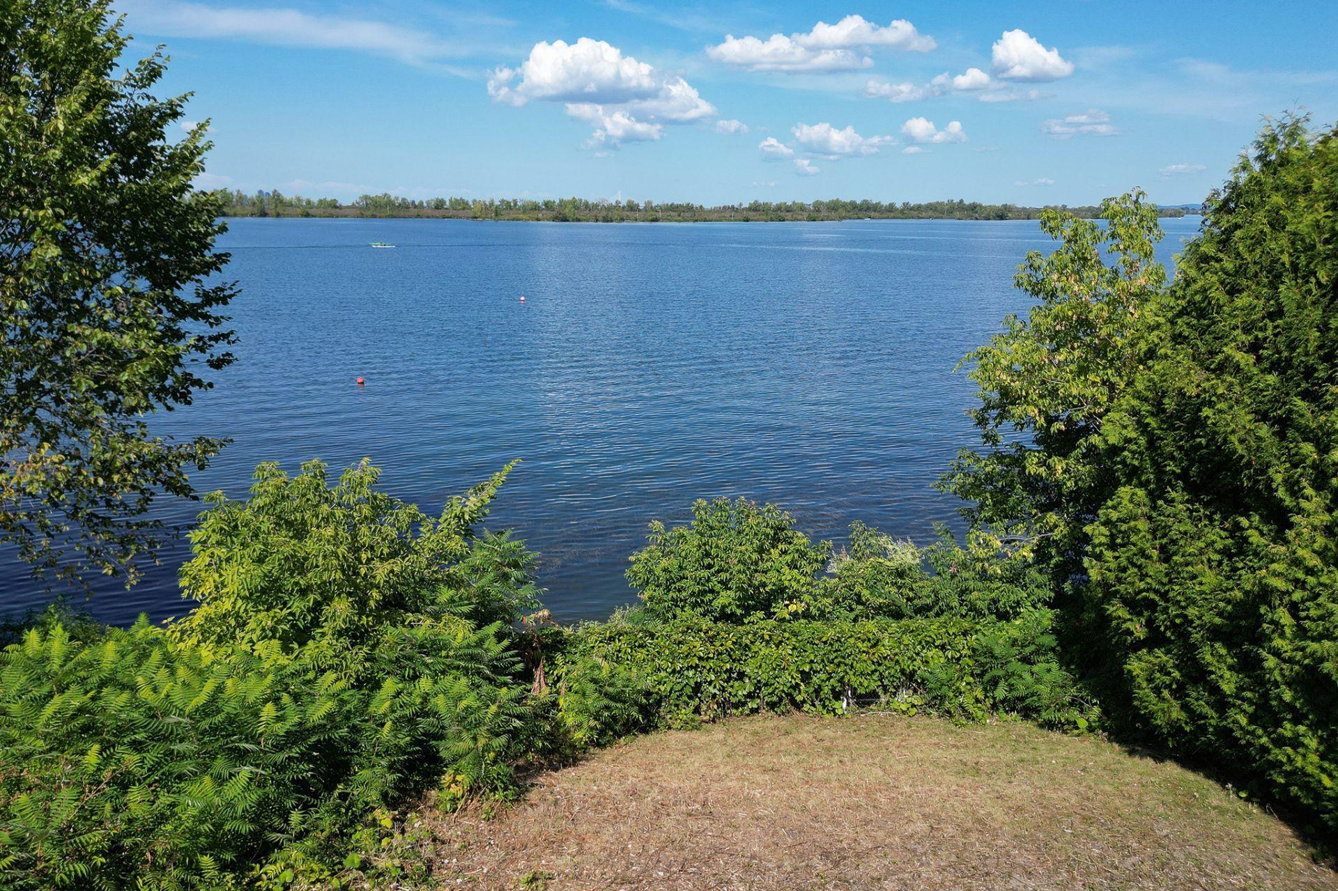 









124


Boul. Marie-Victorin

,
Candiac,




QC
J5R1C6

