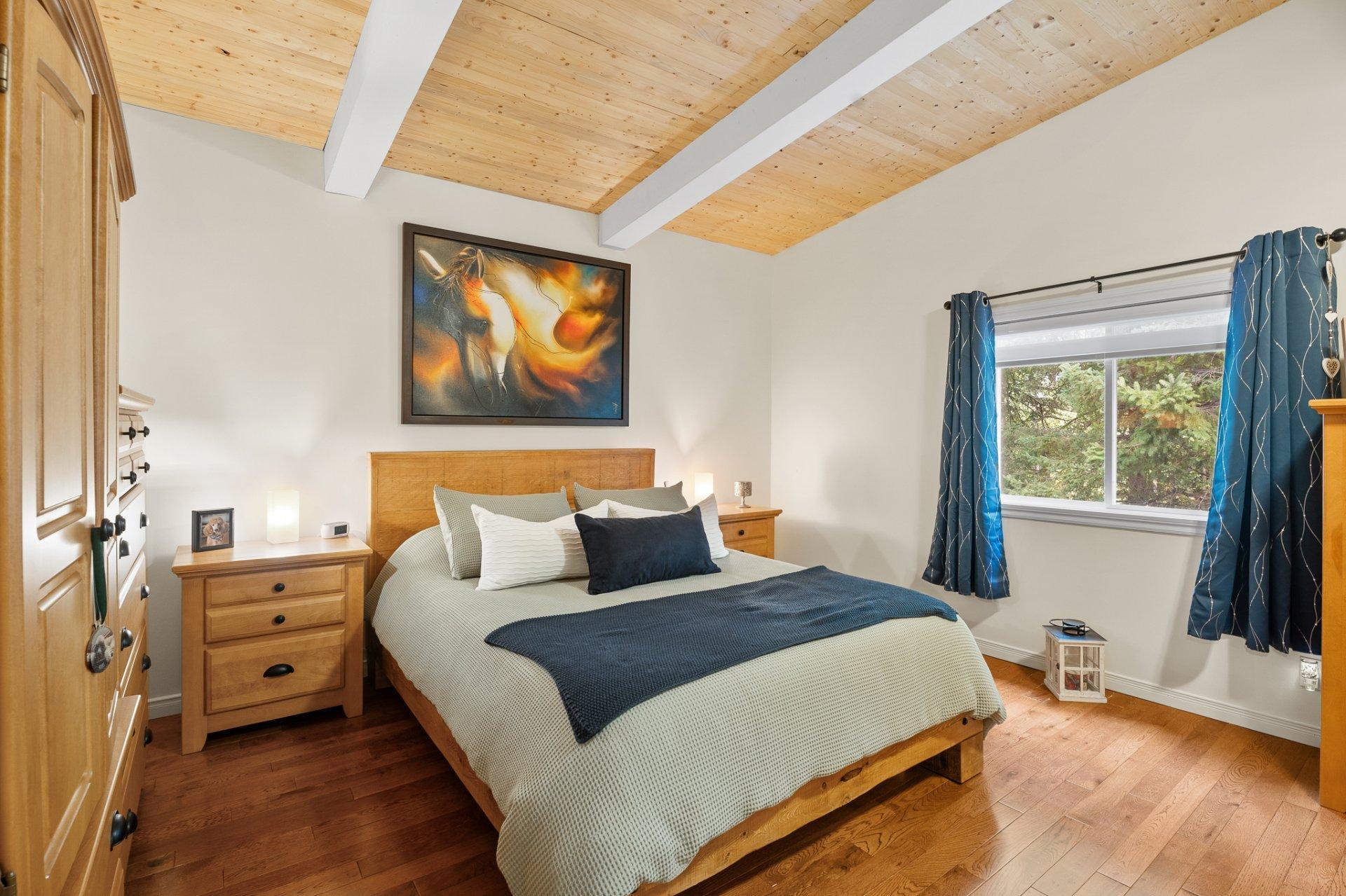 









1726


Rue du Skieur

,
Sainte-Adèle,




QC
J8B2Y8

