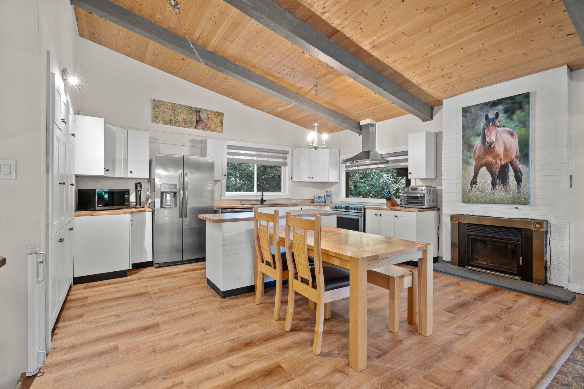 









1726


Rue du Skieur

,
Sainte-Adèle,




QC
J8B2Y8

