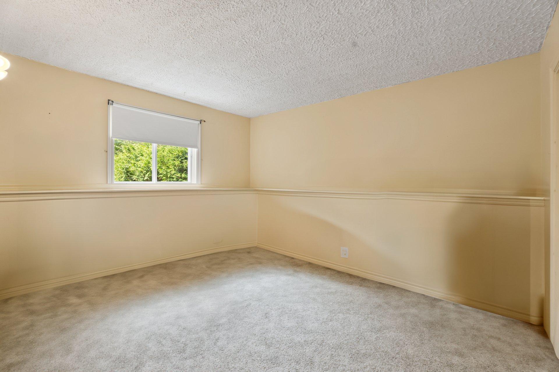 









1726


Rue du Skieur

,
Sainte-Adèle,




QC
J8B2Y8

