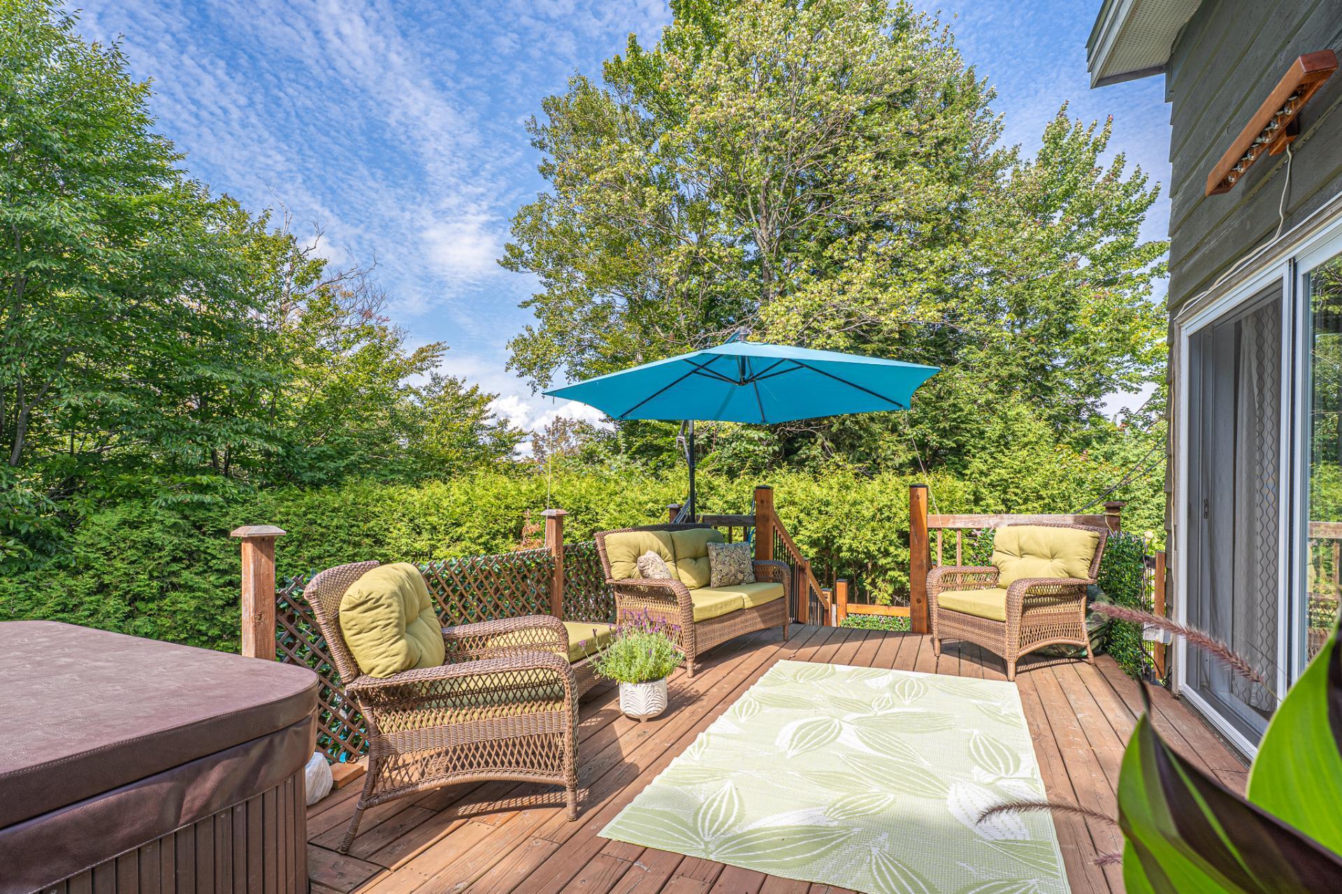 









1726


Rue du Skieur

,
Sainte-Adèle,




QC
J8B2Y8

