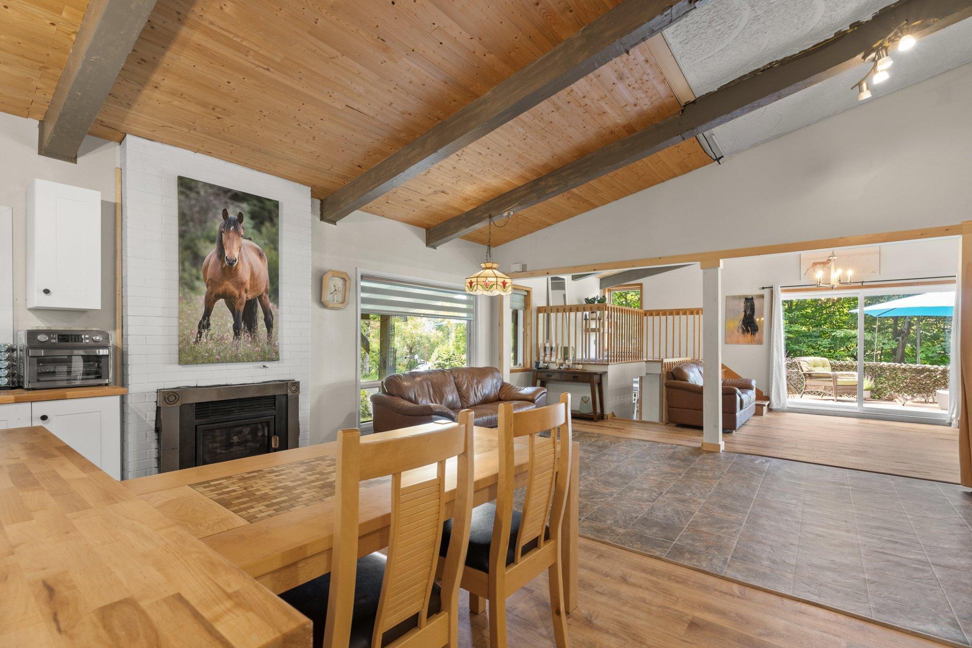 









1726


Rue du Skieur

,
Sainte-Adèle,




QC
J8B2Y8

