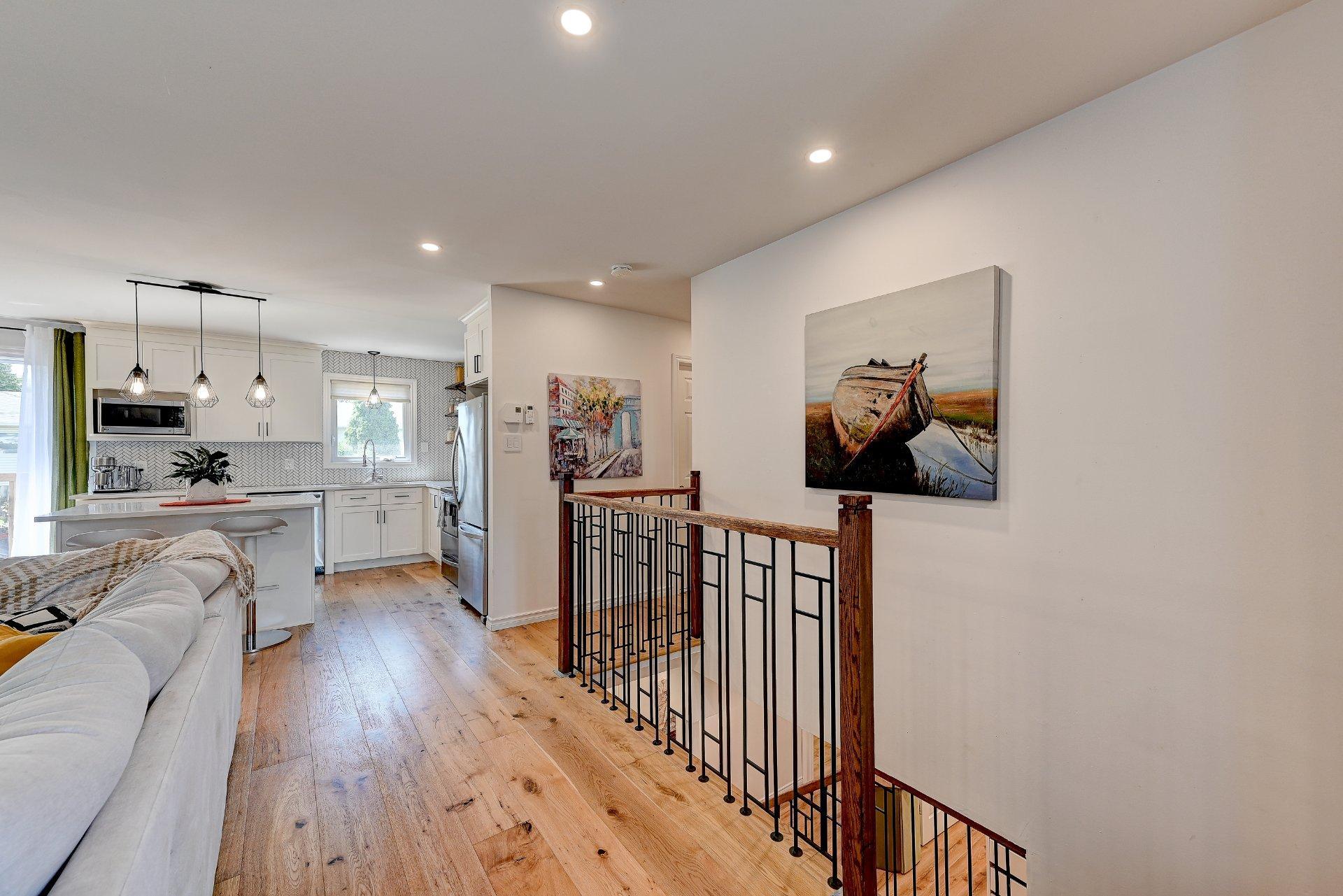 









1185


Rue Théberge

,
Brossard,




QC
J4W2N2

