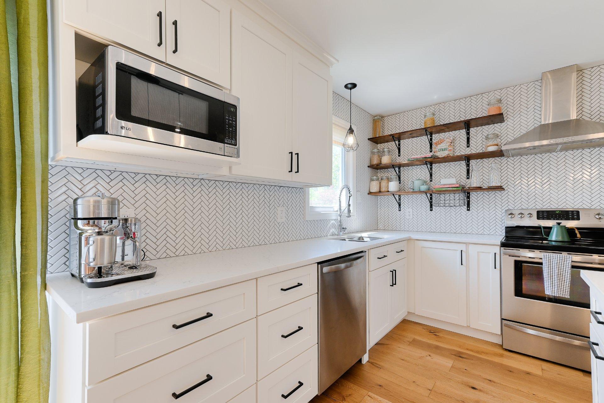 









1185


Rue Théberge

,
Brossard,




QC
J4W2N2

