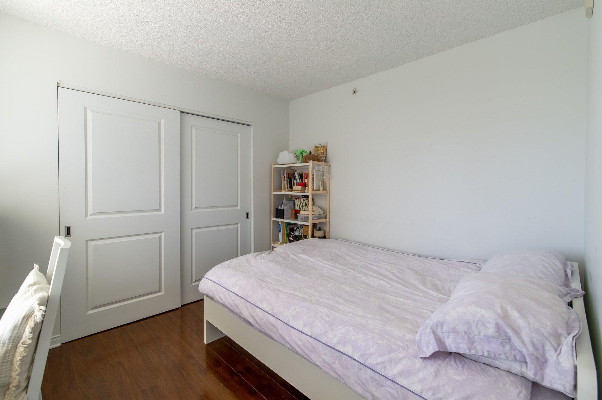 









15


Boul. La Fayette

, 601,
Longueuil (Le Vieux-Longueuil),




QC
J4X3A1

