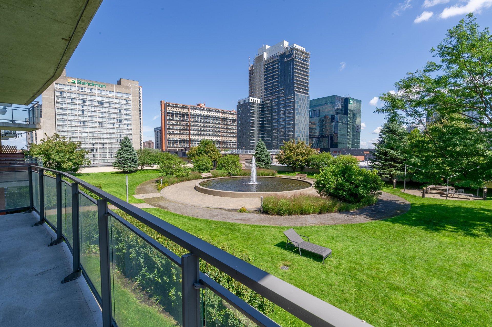 









15


Boul. La Fayette

, 601,
Longueuil (Le Vieux-Longueuil),




QC
J4X3A1

