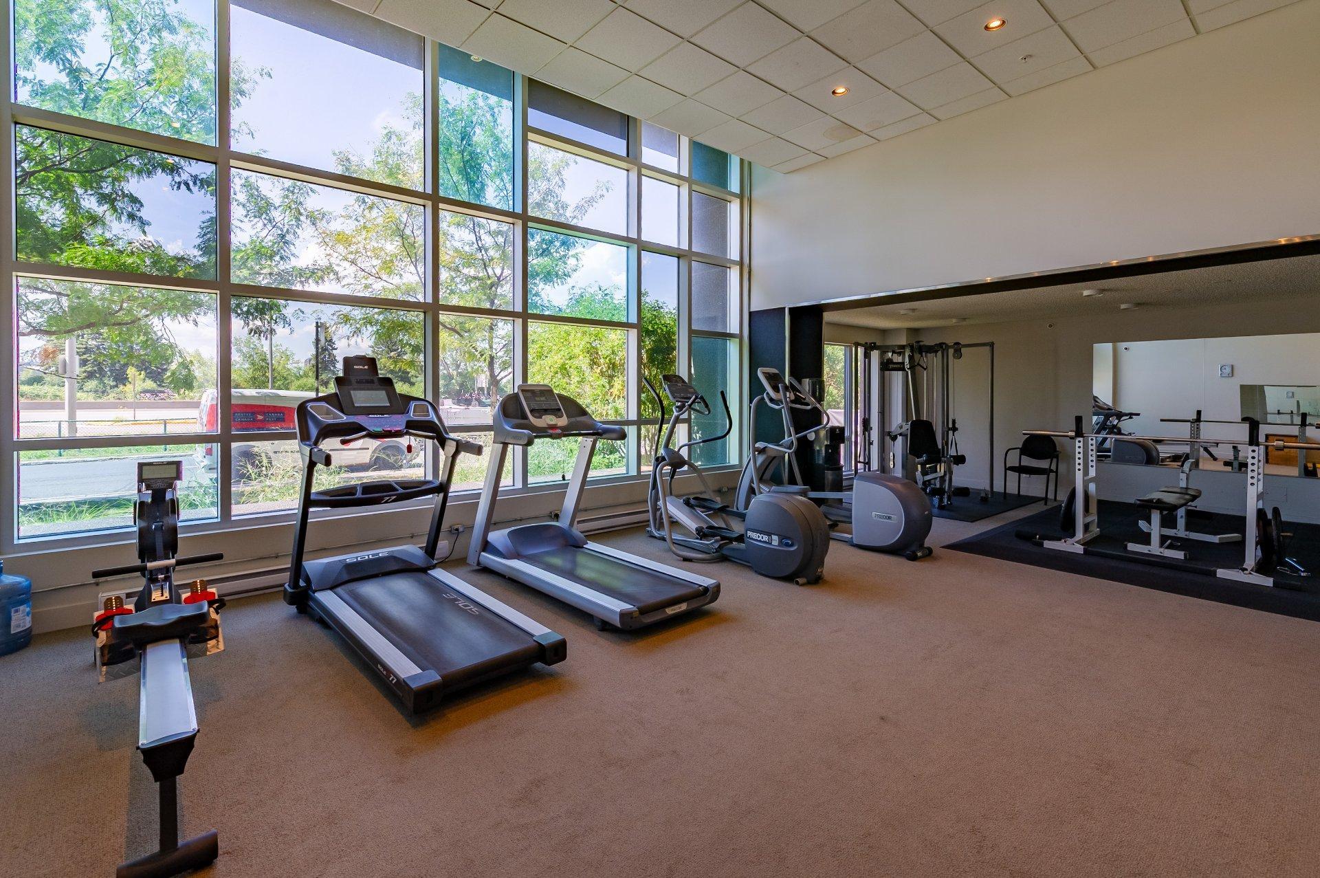 









15


Boul. La Fayette

, 601,
Longueuil (Le Vieux-Longueuil),




QC
J4X3A1

