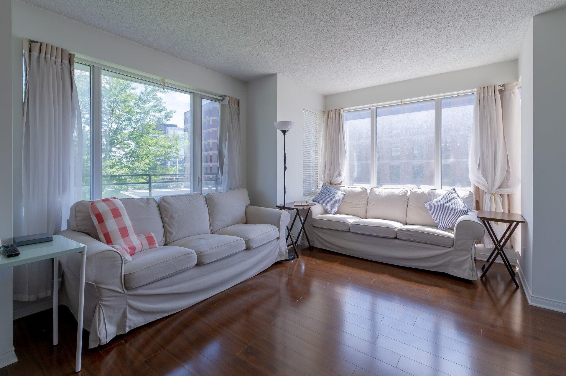 









15


Boul. La Fayette

, 601,
Longueuil (Le Vieux-Longueuil),




QC
J4X3A1

