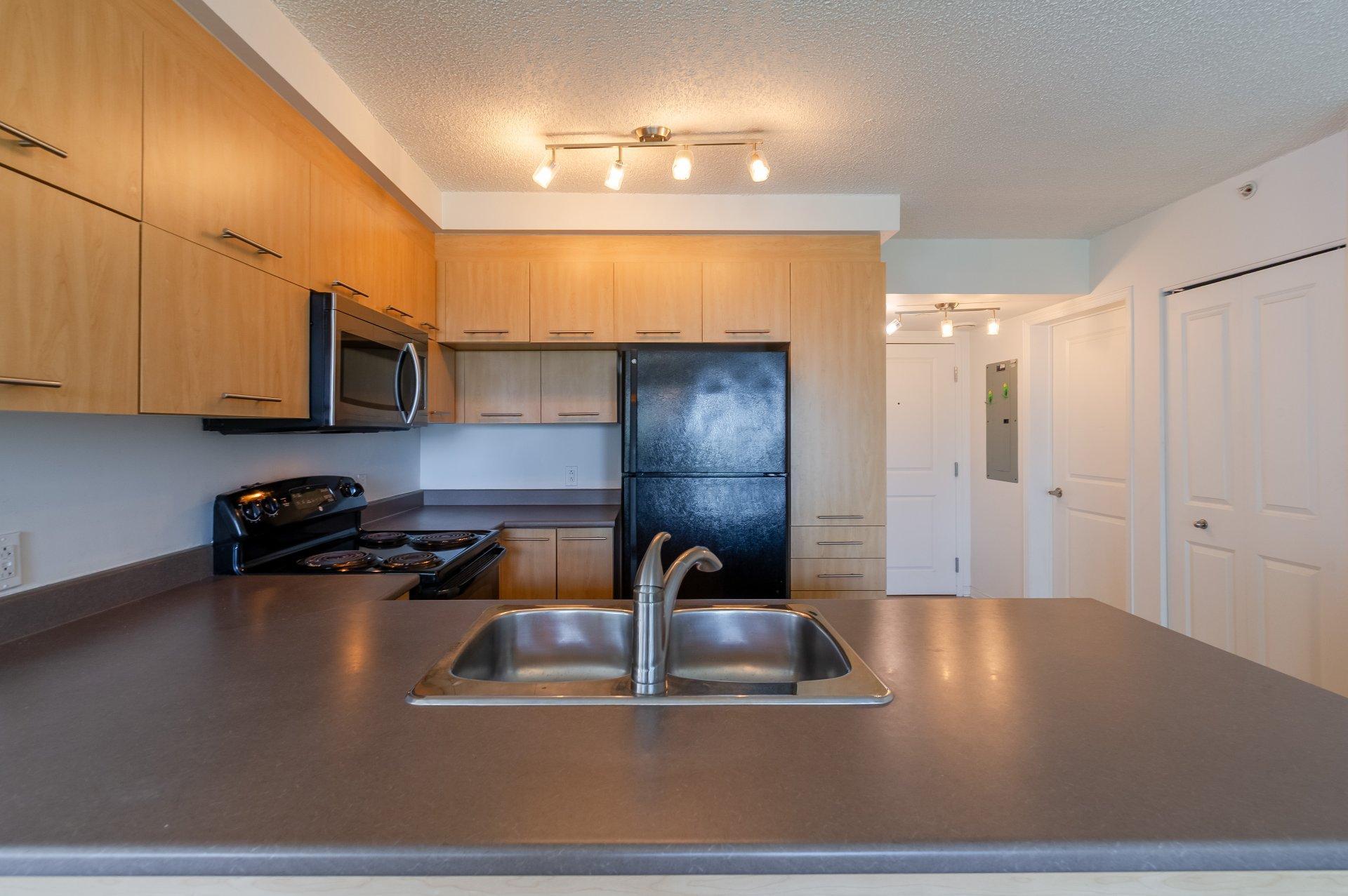 









15


Boul. La Fayette

, 601,
Longueuil (Le Vieux-Longueuil),




QC
J4X3A1

