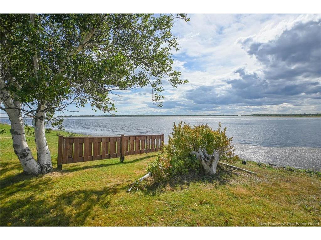 









22


rue des Chalets

ST,
Inkerman Ferry,




NB
E8P 1V8

