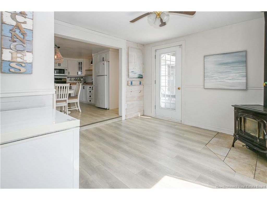 









22


rue des Chalets

ST,
Inkerman Ferry,




NB
E8P 1V8

