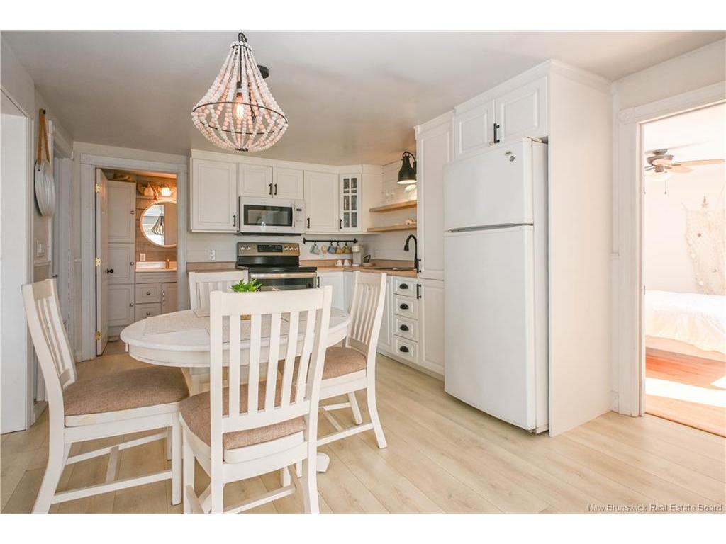 









22


rue des Chalets

ST,
Inkerman Ferry,




NB
E8P 1V8

