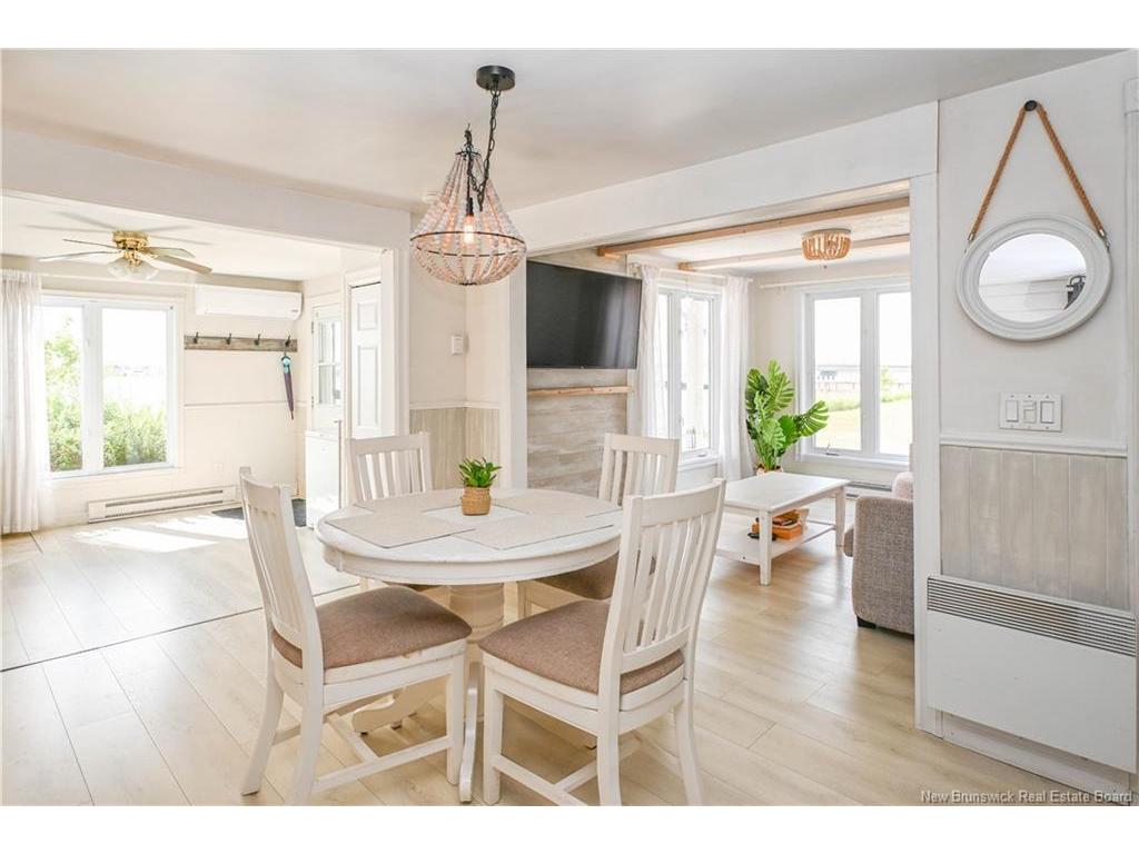 









22


rue des Chalets

ST,
Inkerman Ferry,




NB
E8P 1V8

