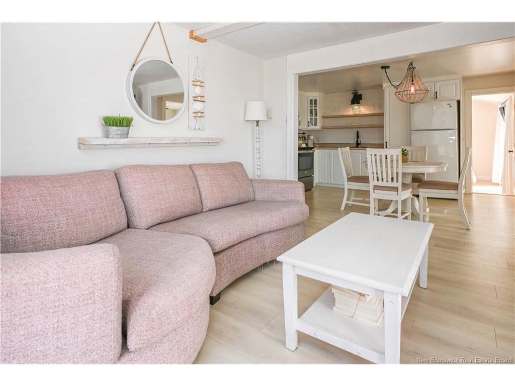 









22


rue des Chalets

ST,
Inkerman Ferry,




NB
E8P 1V8

