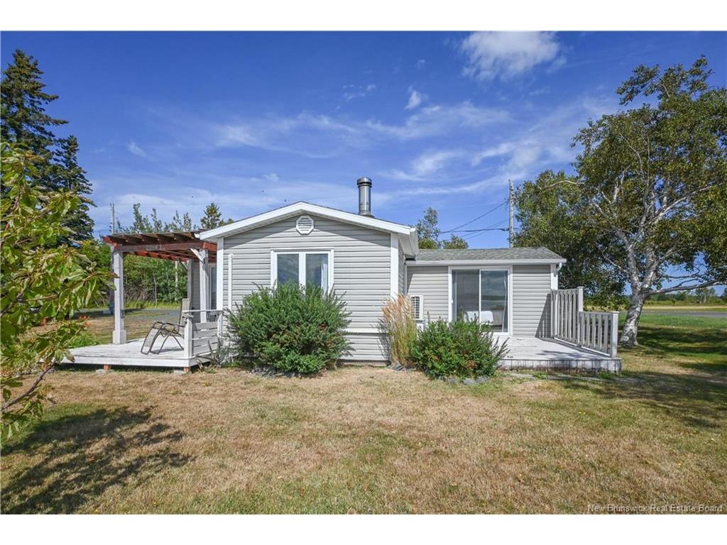 









22


rue des Chalets

ST,
Inkerman Ferry,




NB
E8P 1V8

