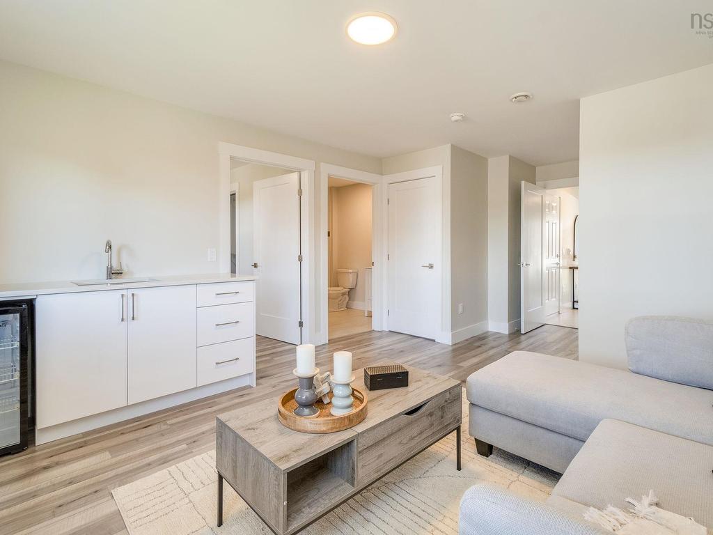 












230 Higgins Avenue

,
Beechville,




NS
B3T 0N3

