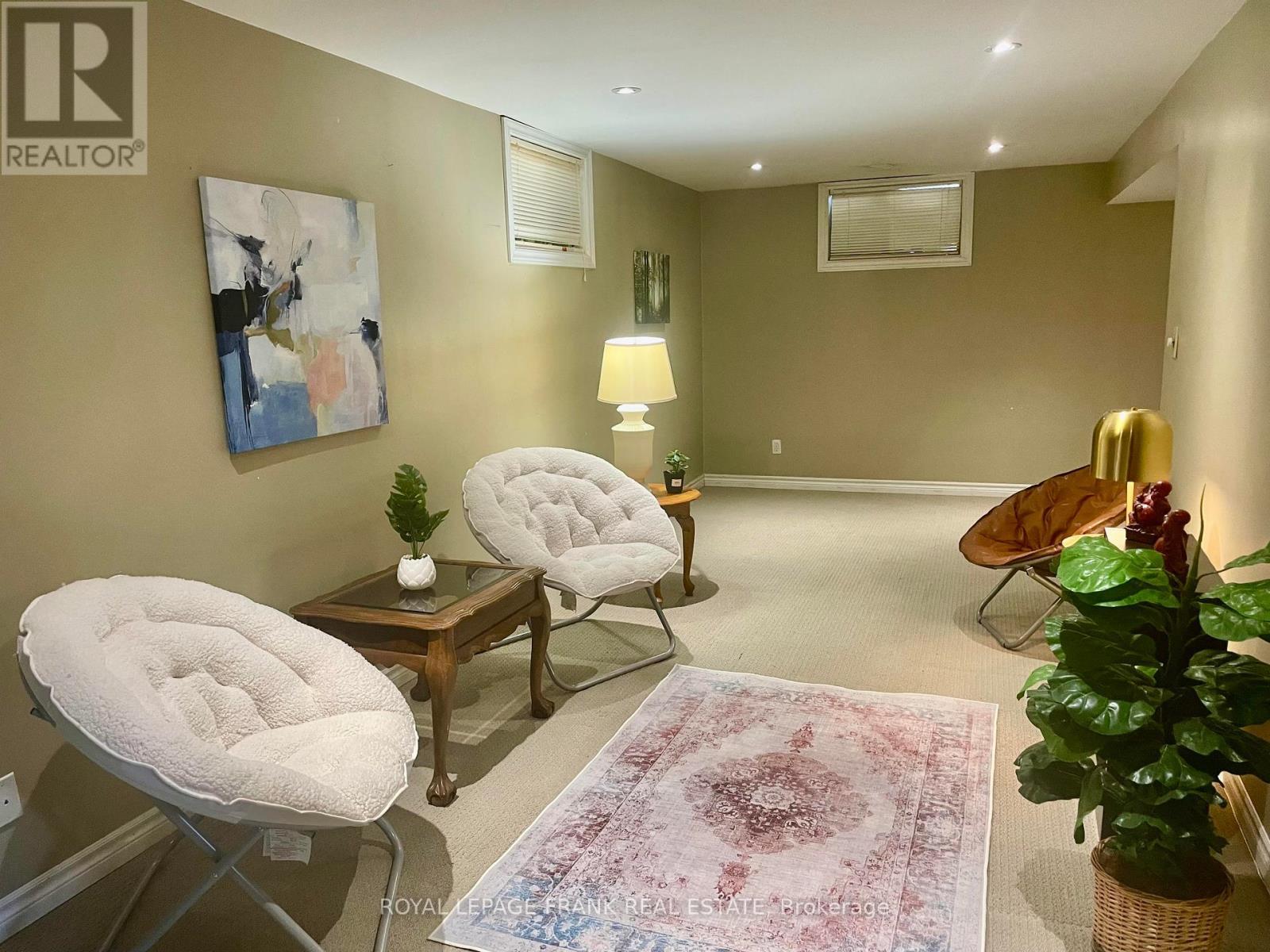 












2558 FOXMEADOW ROAD

,
Peterborough (Ashburnham Ward 4),




Ontario
K9L1X2

