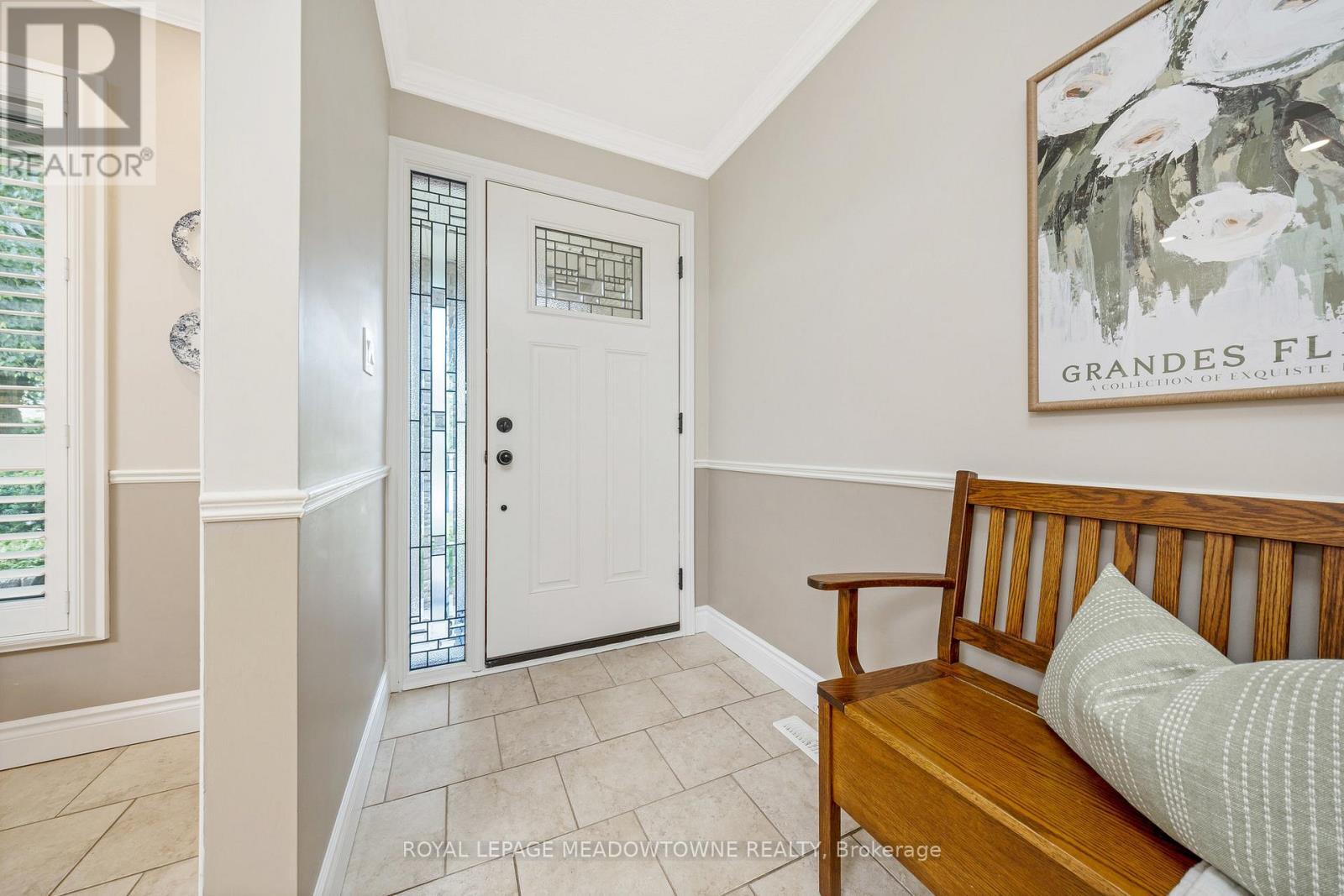 












561 HAWTHORNE CRESCENT

,
Milton,




Ontario
L9T4P8

