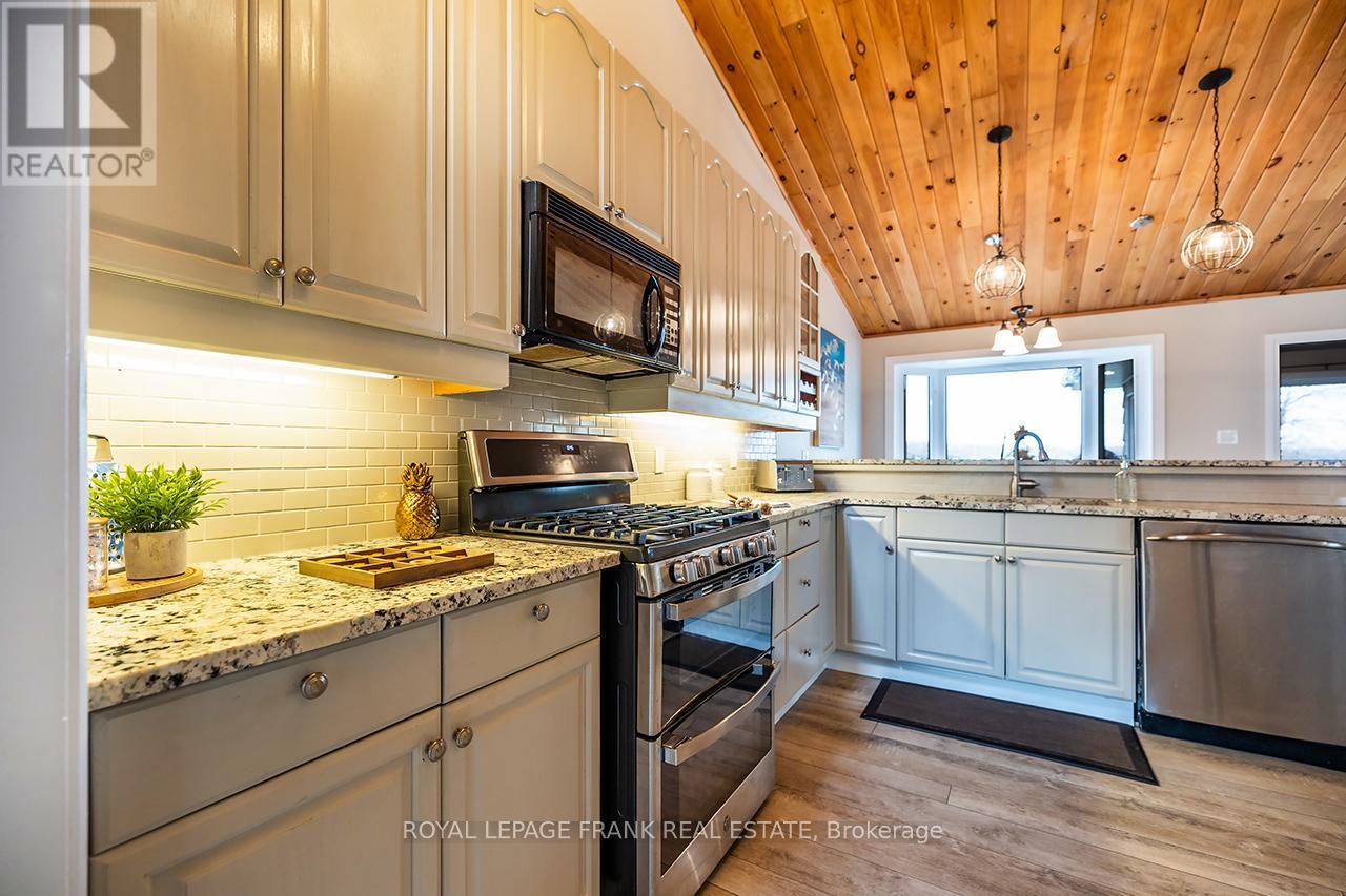 












25 SHELLEY DRIVE

,
Kawartha Lakes (Little Britain),




Ontario
K0M2C0

