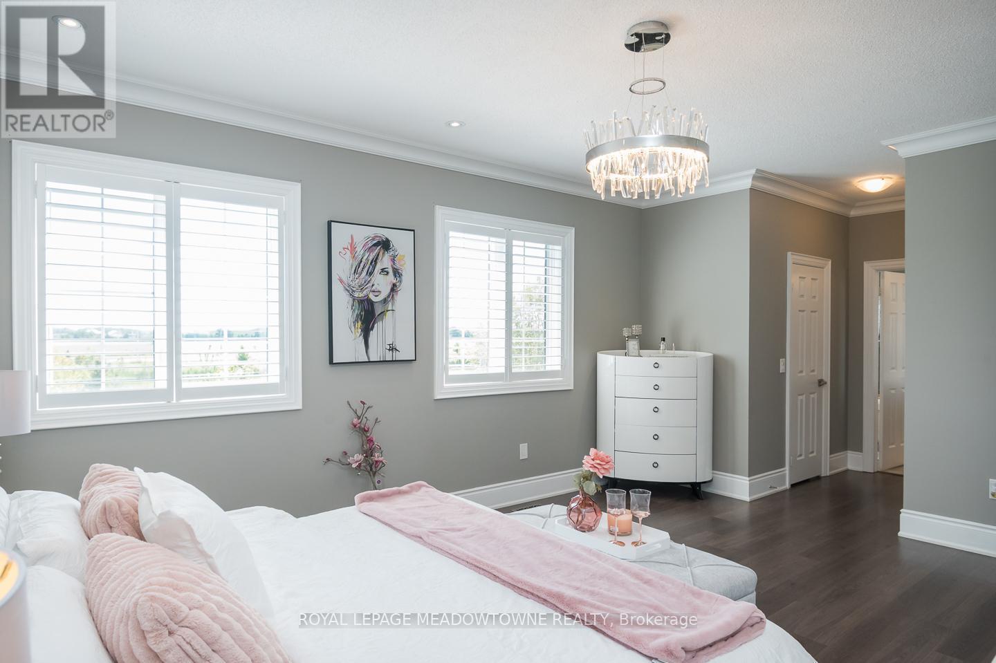 












229 BELMORE COURT

,
Milton,




Ontario
L9E1H5


