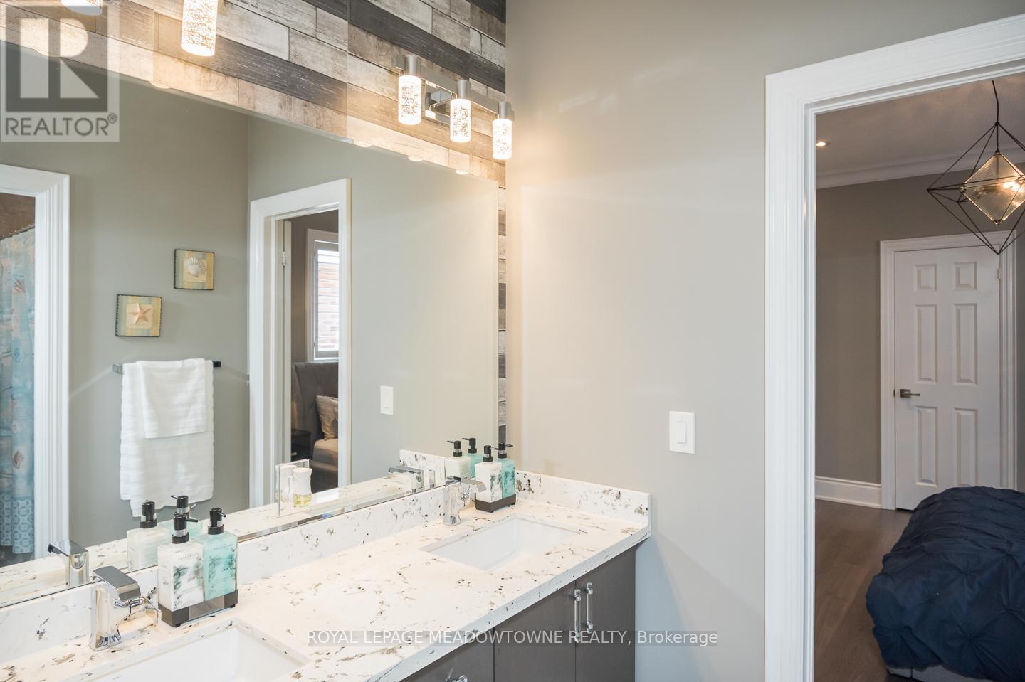 












229 BELMORE COURT

,
Milton,




Ontario
L9E1H5

