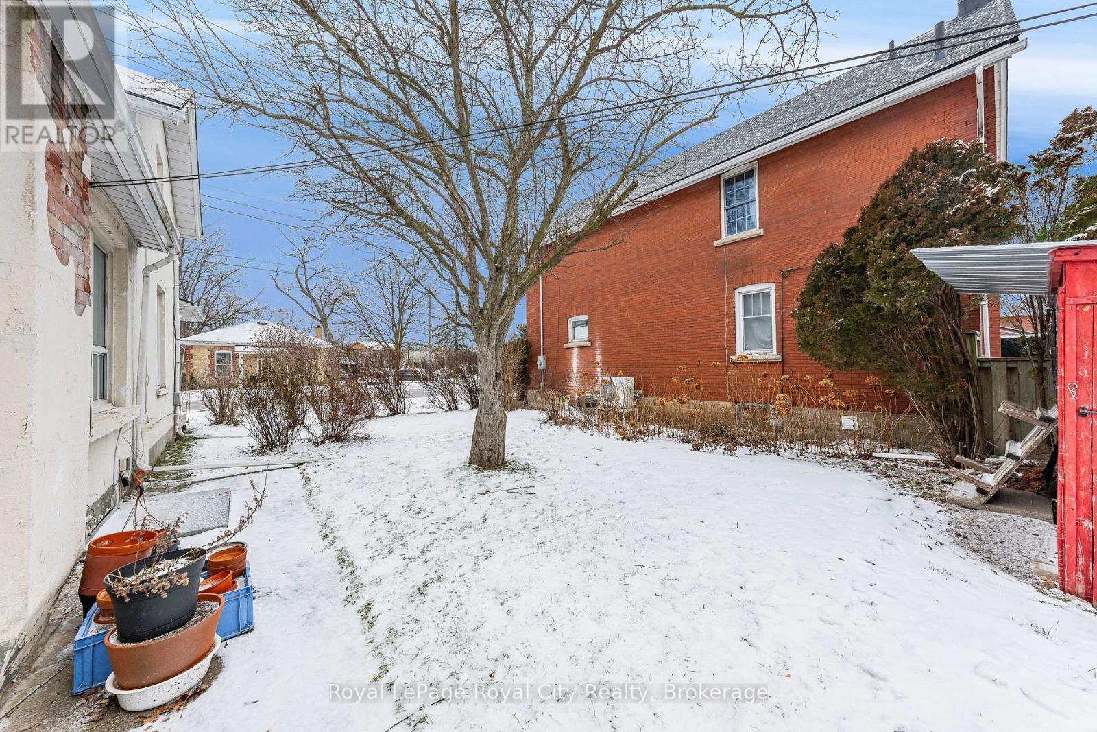 












81 EDINBURGH ROAD N

,
Guelph (Downtown),




Ontario
N1H5R2

