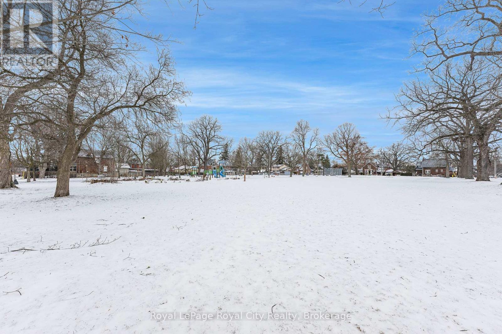 












81 EDINBURGH ROAD N

,
Guelph (Downtown),




Ontario
N1H5R2

