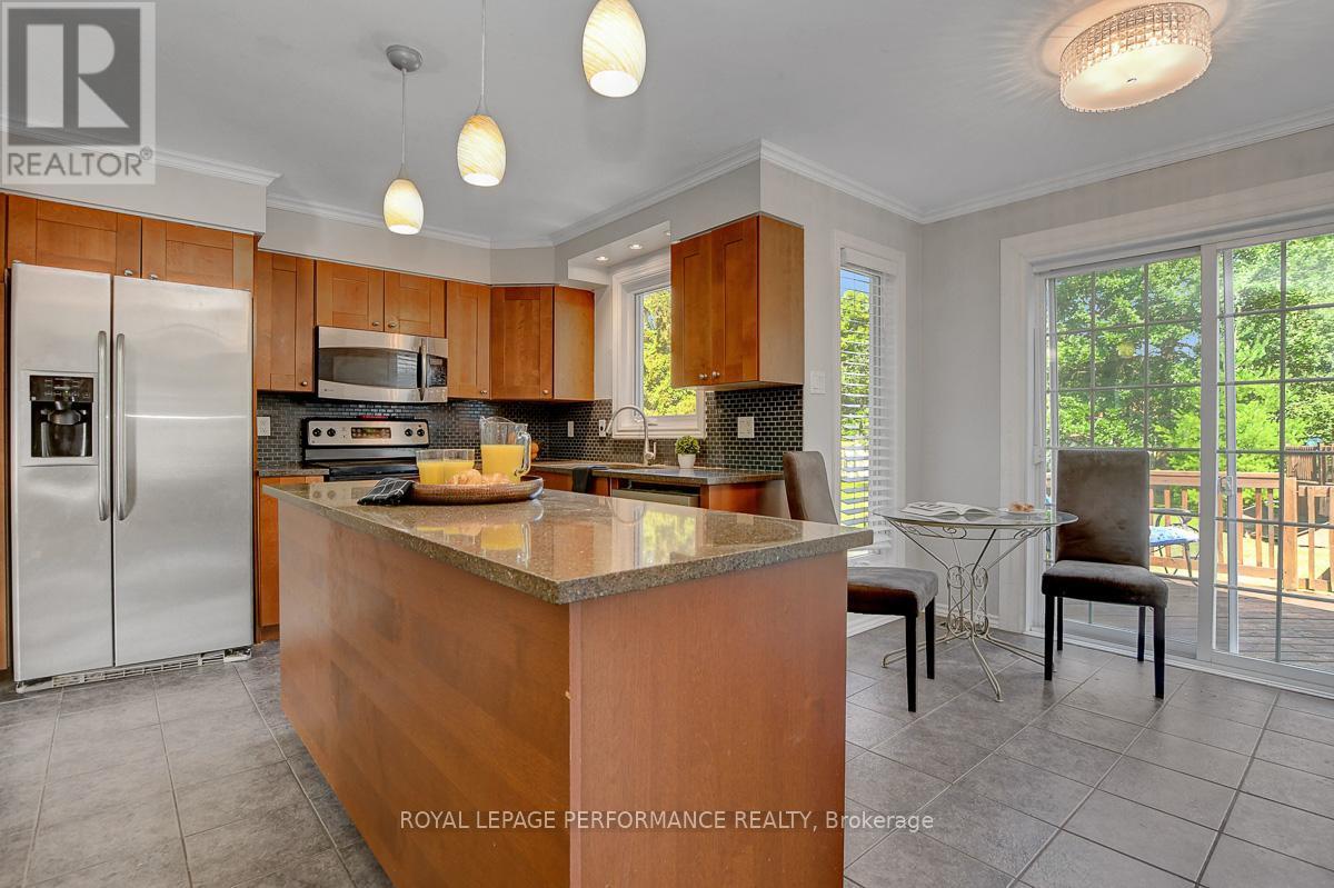 












124 DES PINS STREET

,
Russell,




Ontario
K4R1C5


