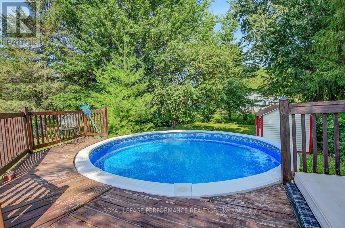 












124 DES PINS STREET

,
Russell,




Ontario
K4R1C5

